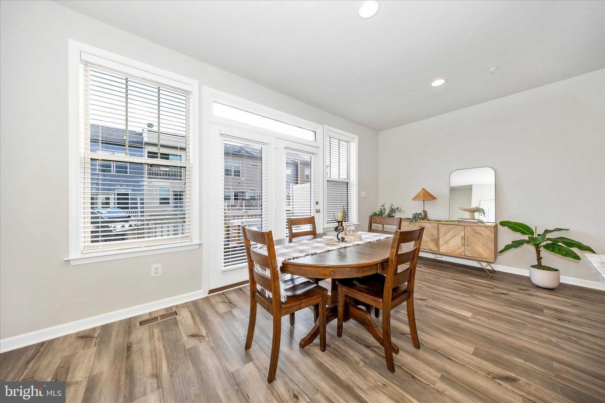 1807 Evans Rd photo 13