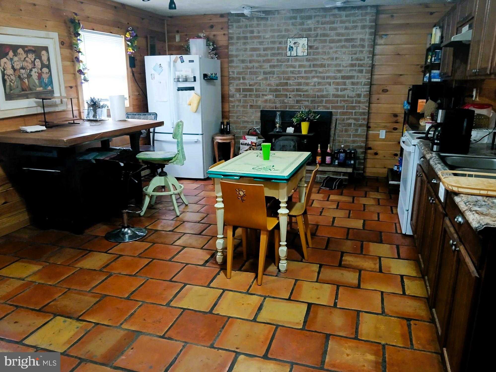 21531 National Pike NE photo 5