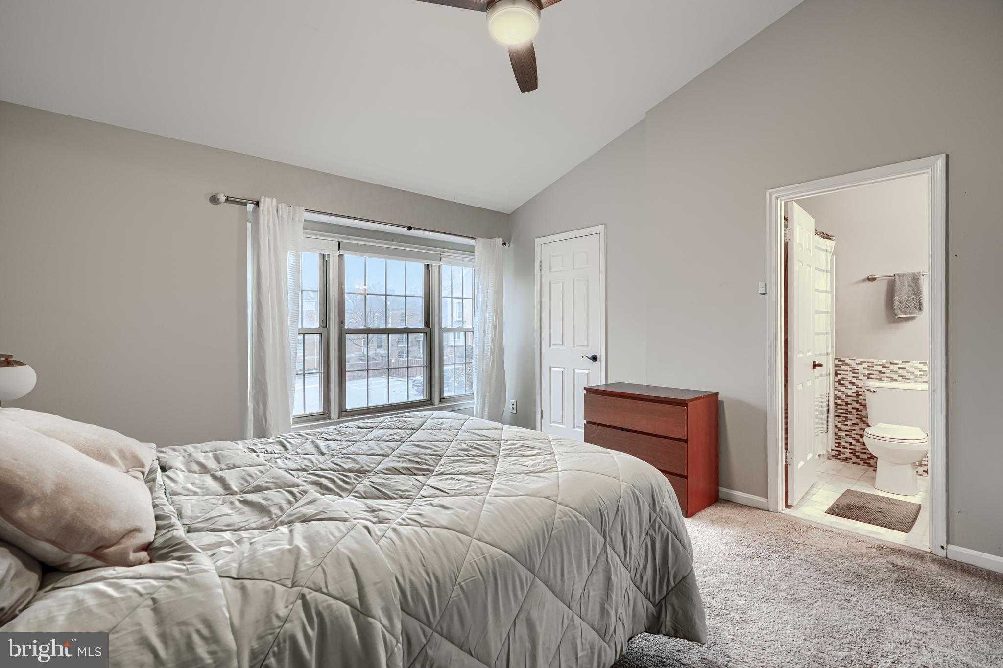 1206 S Linwood Ave photo 27