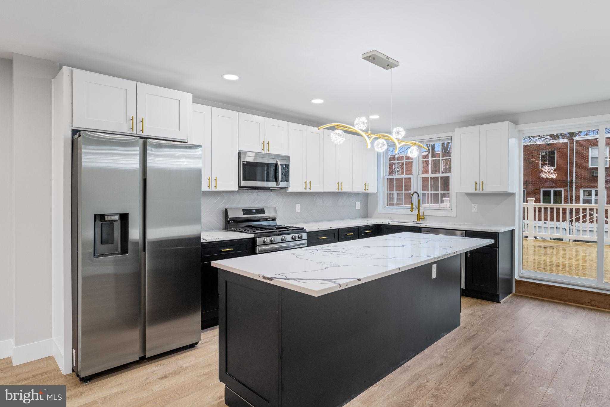 8546 Forrest Ave photo 12