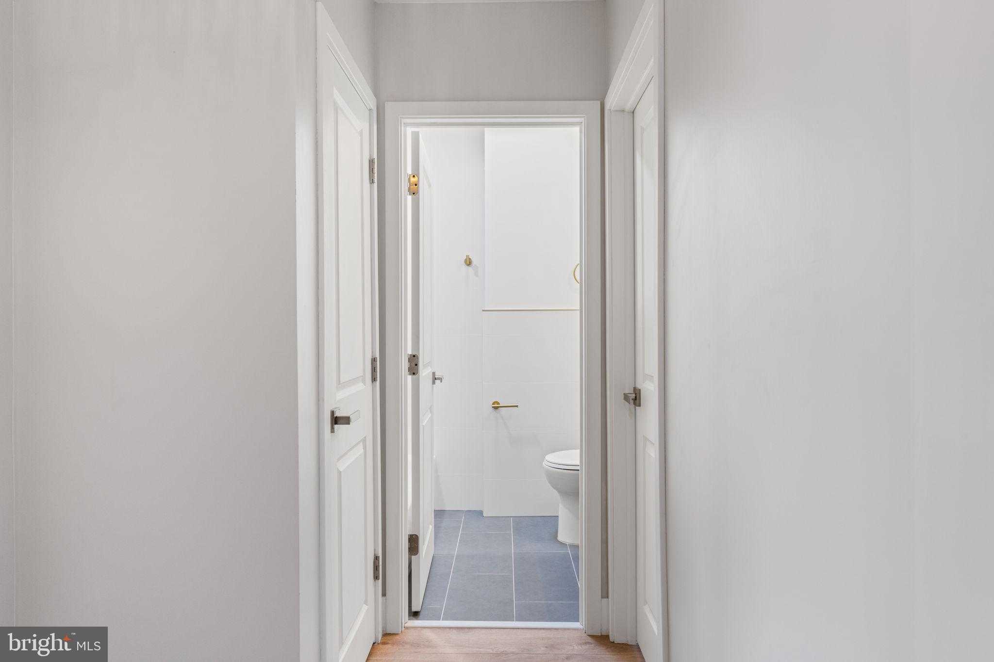 8546 Forrest Ave photo 26