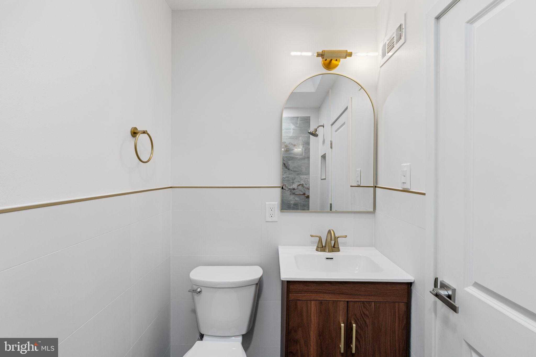 8546 Forrest Ave photo 27