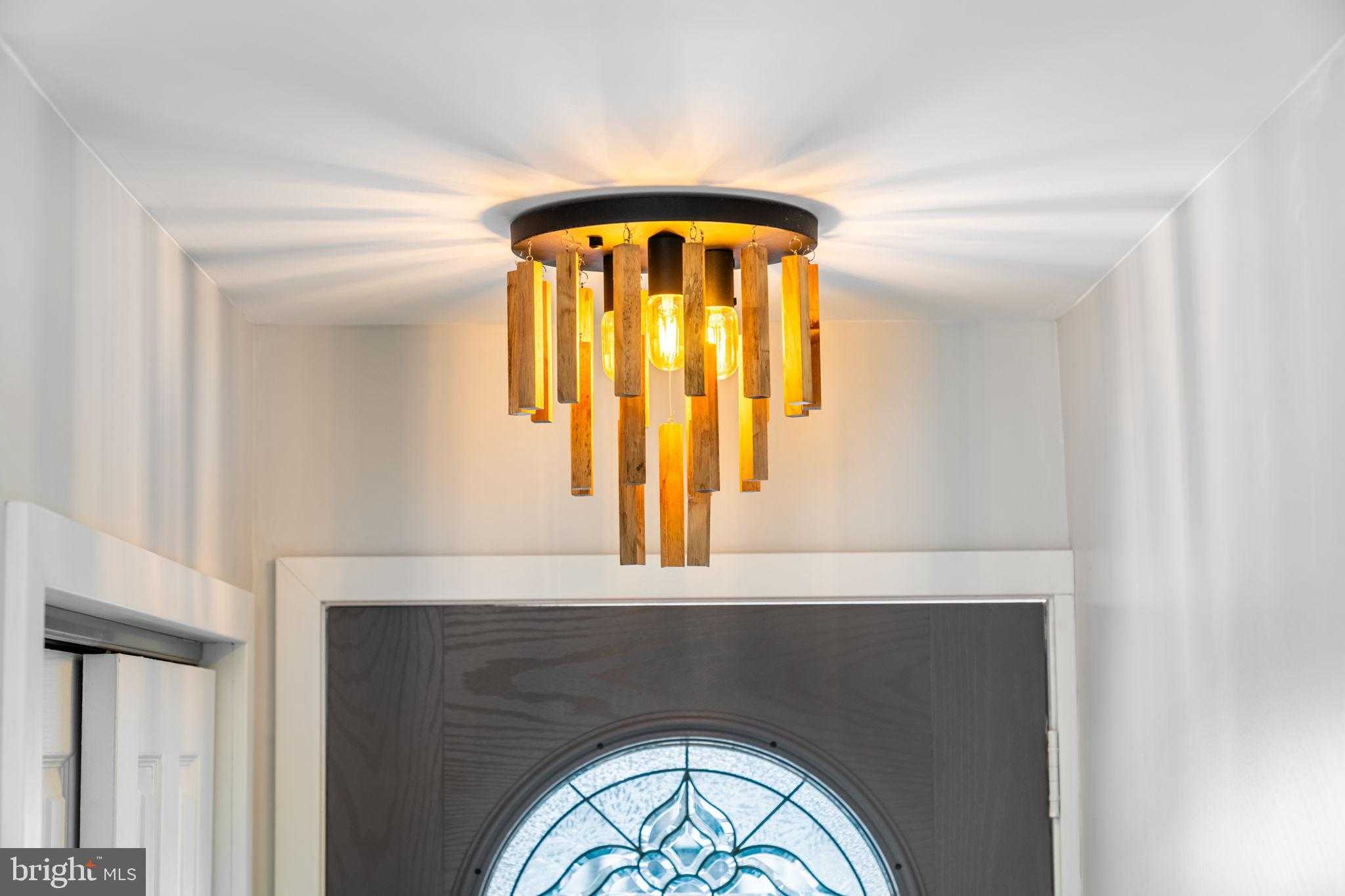 8546 Forrest Ave photo 3