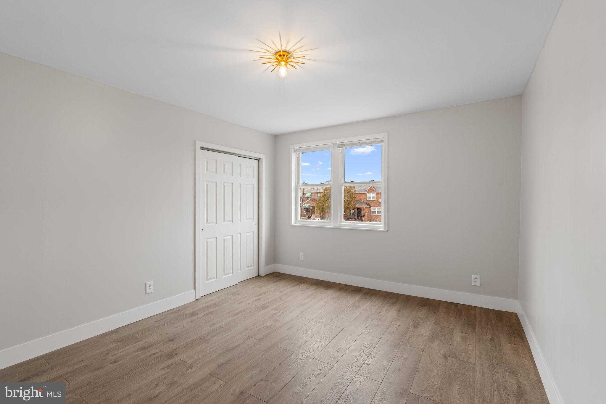 8546 Forrest Ave photo 36