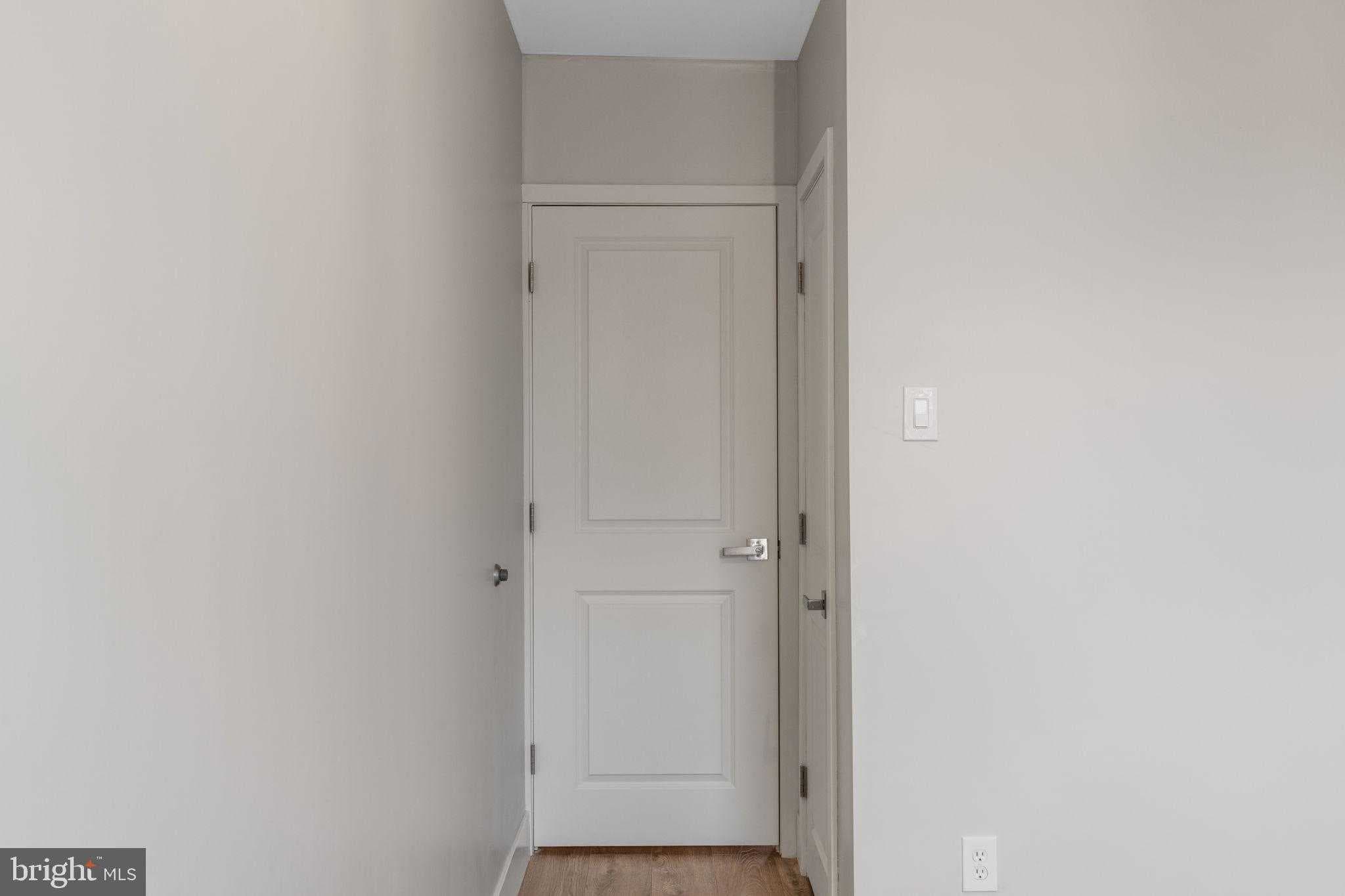 8546 Forrest Ave photo 40