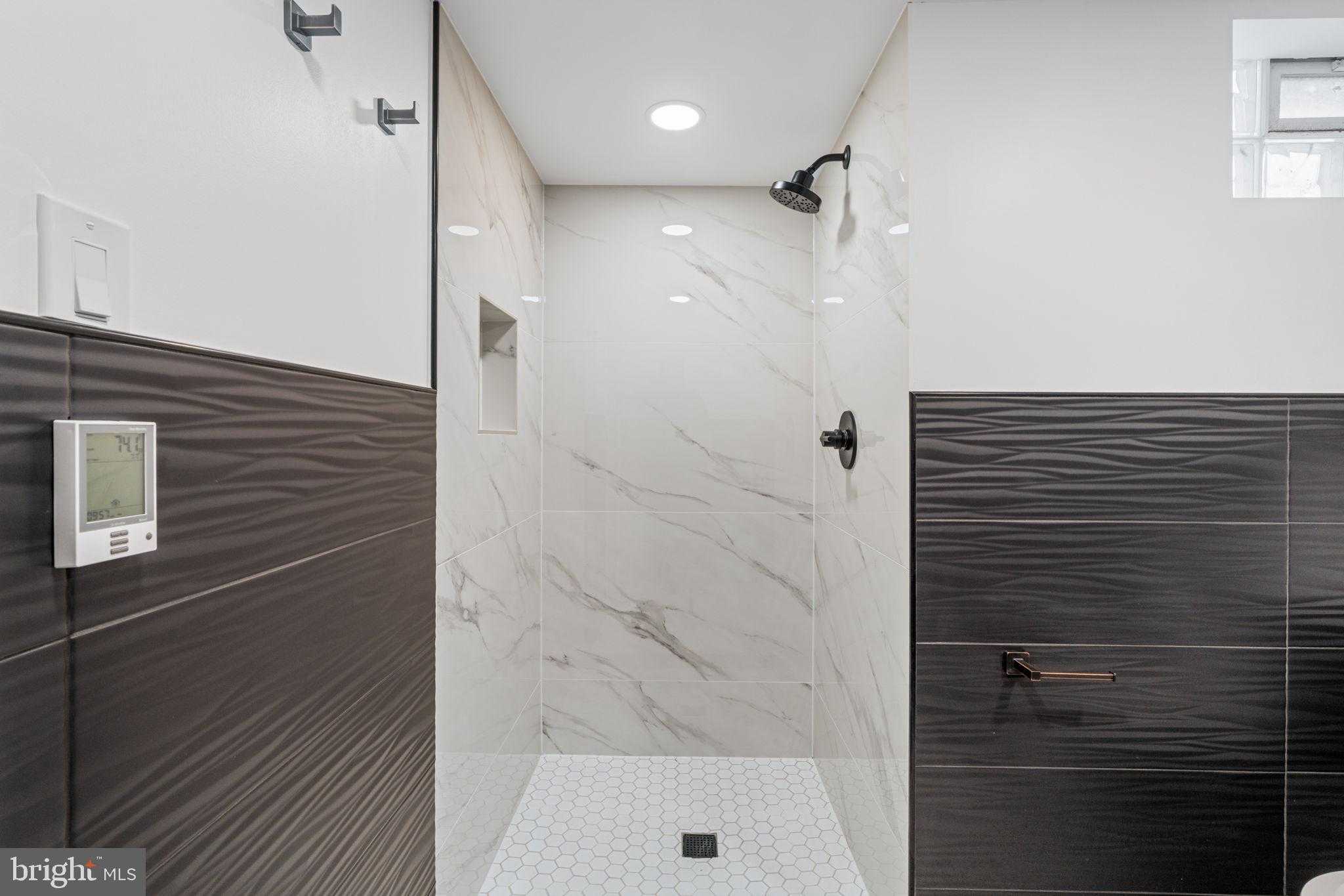 8546 Forrest Ave photo 46