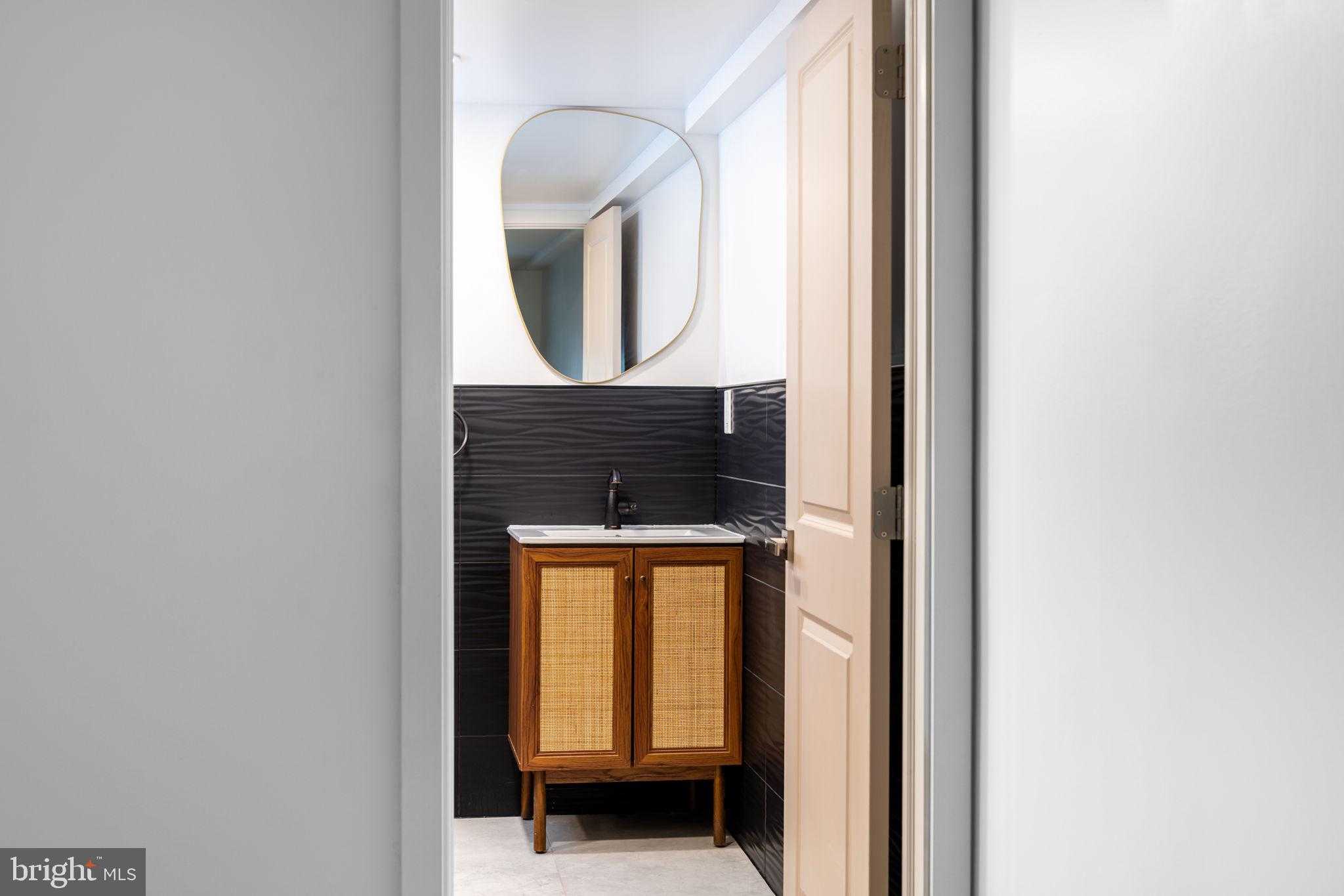 8546 Forrest Ave photo 47