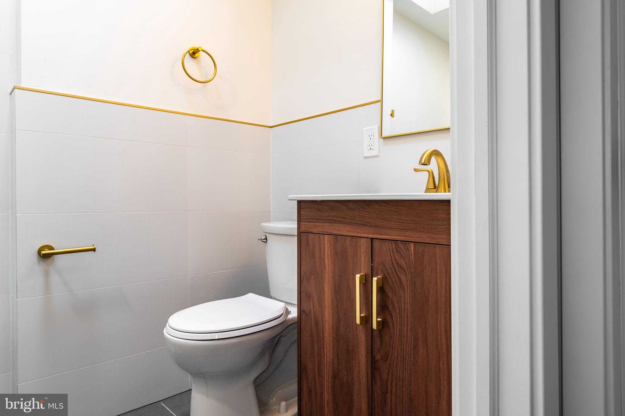 8546 Forrest Ave photo 50