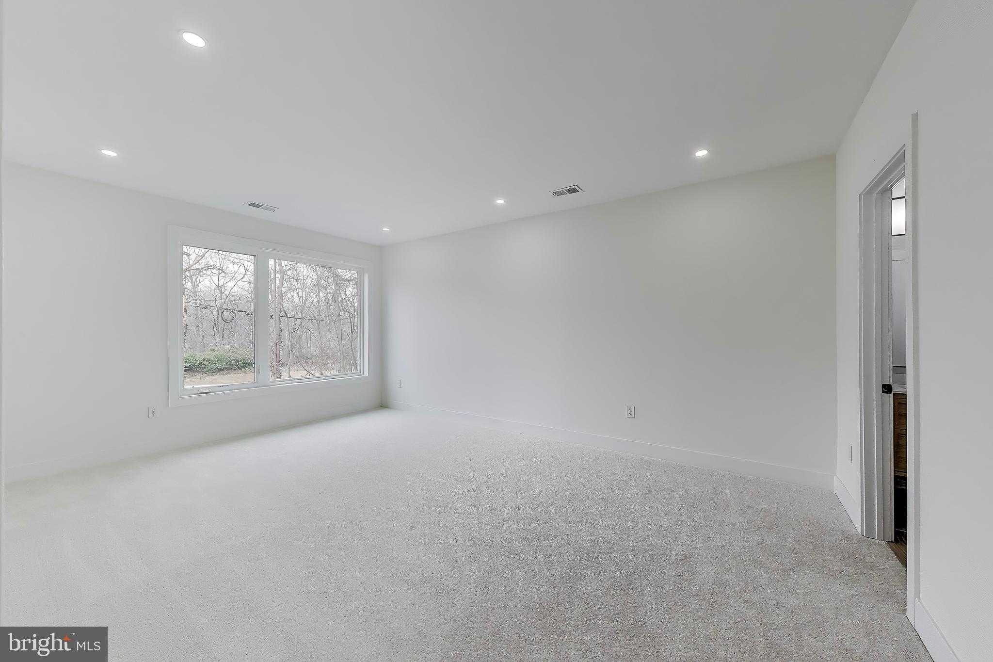 6634 Davis Ford Rd photo 39