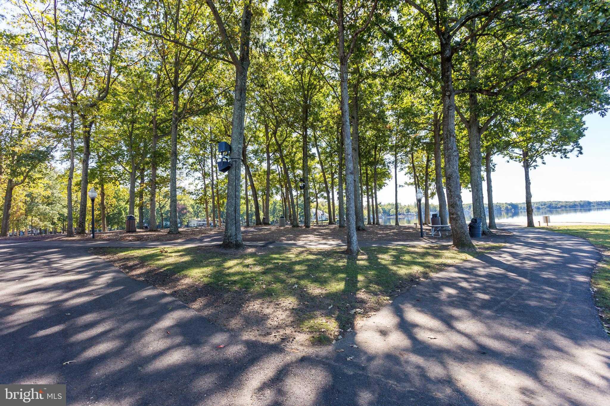 261 Washington St photo 75