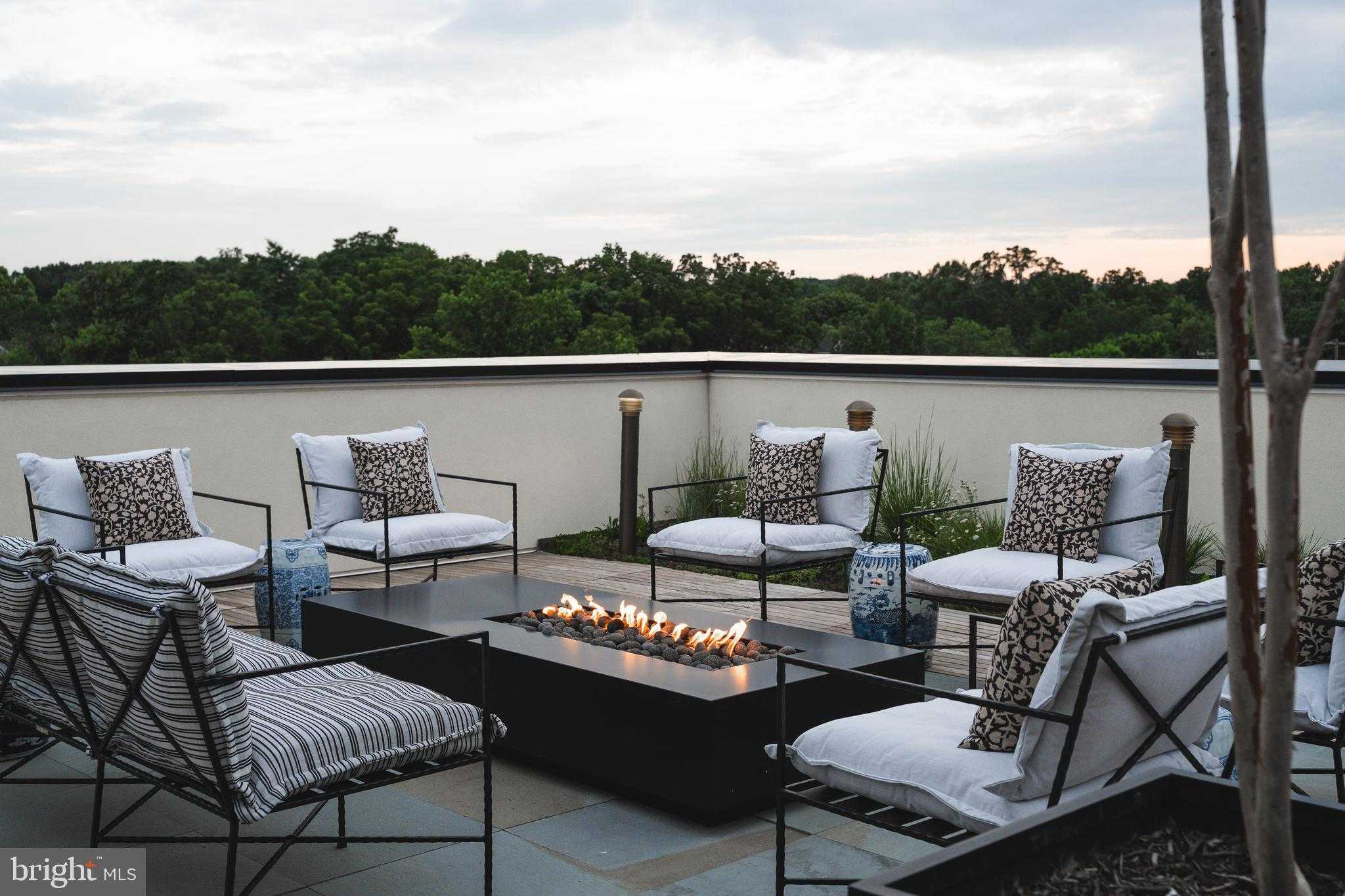 212 S King St photo 9