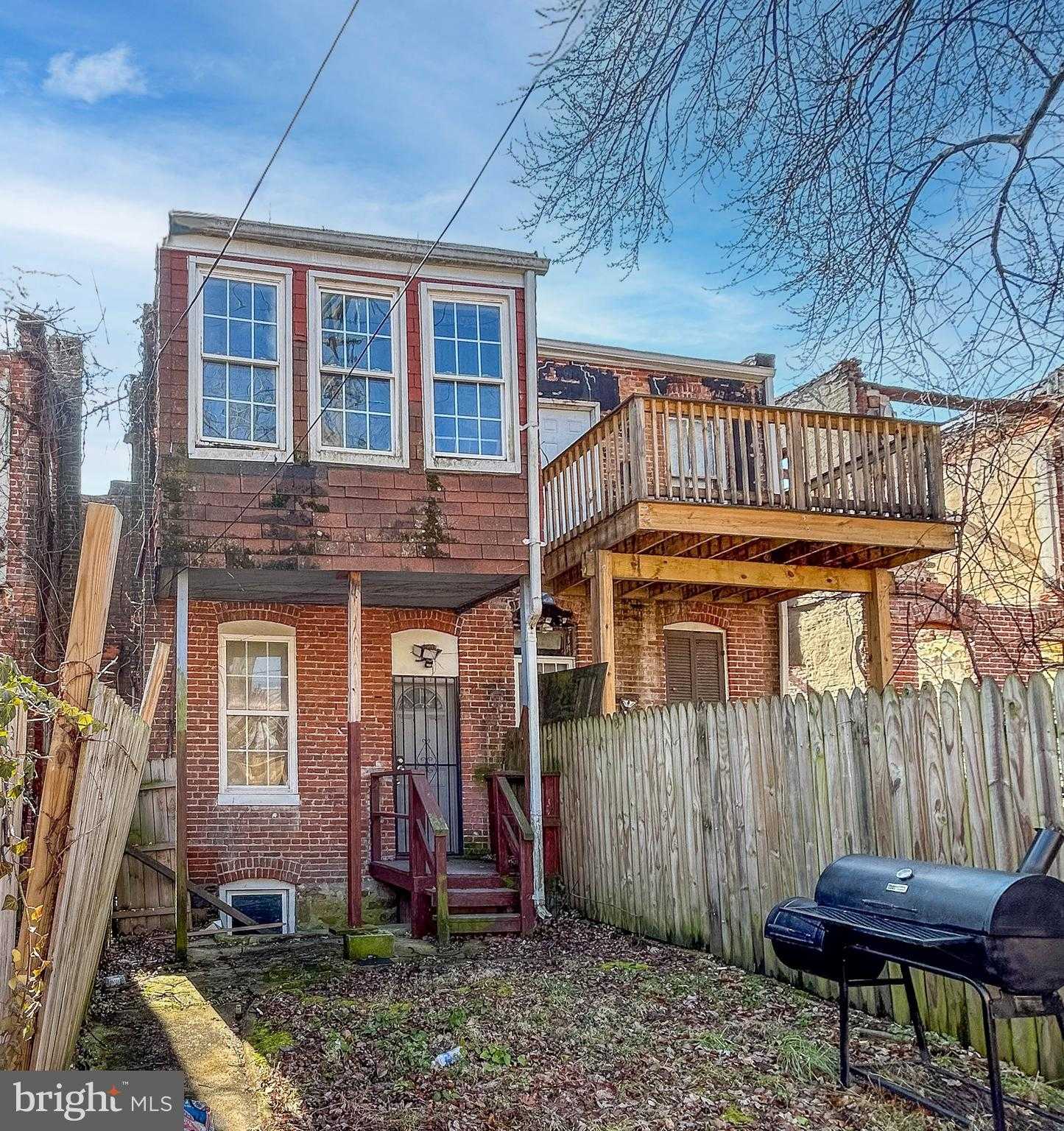 2948 W North Ave photo 3