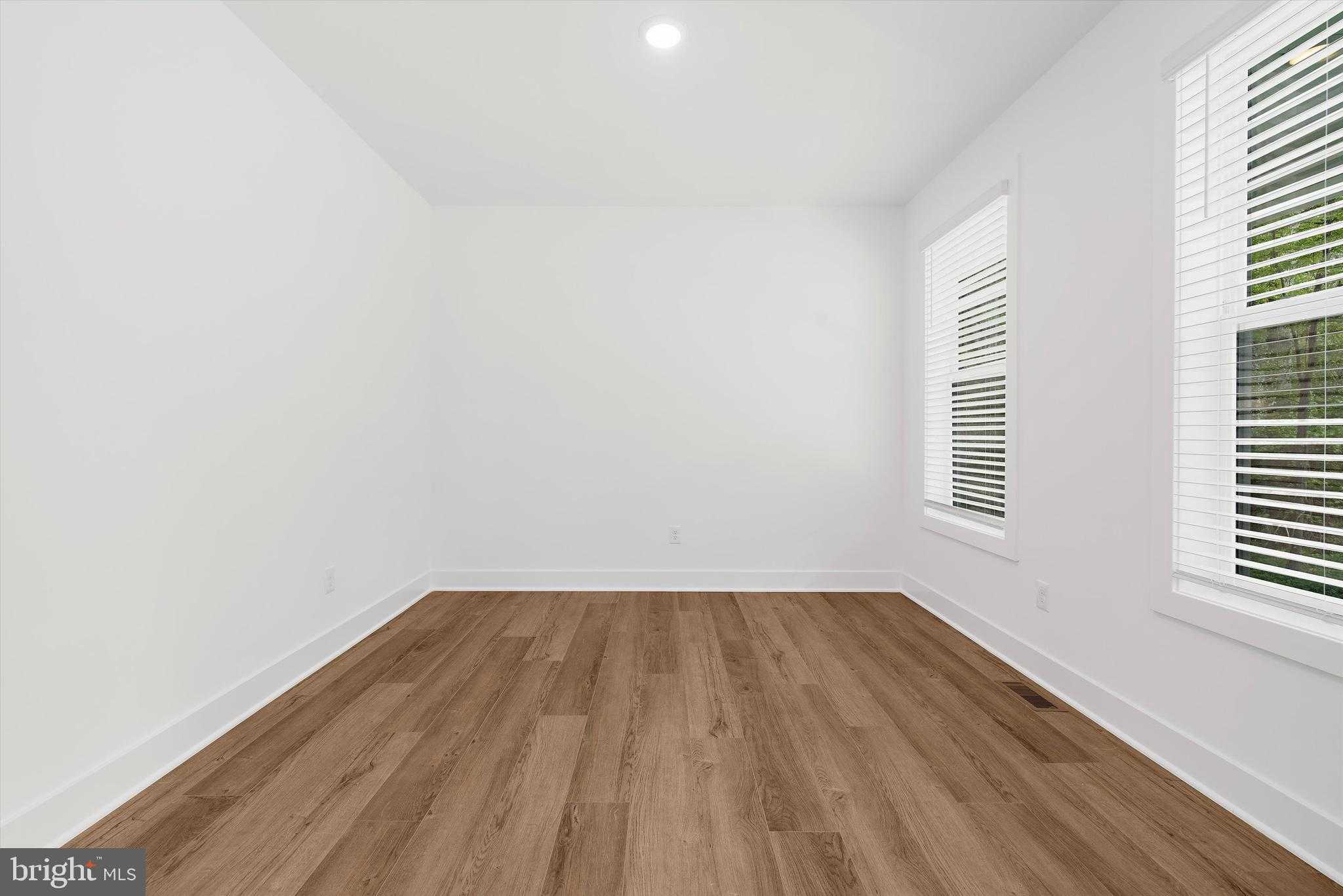 5084 Mountain Rd photo 12