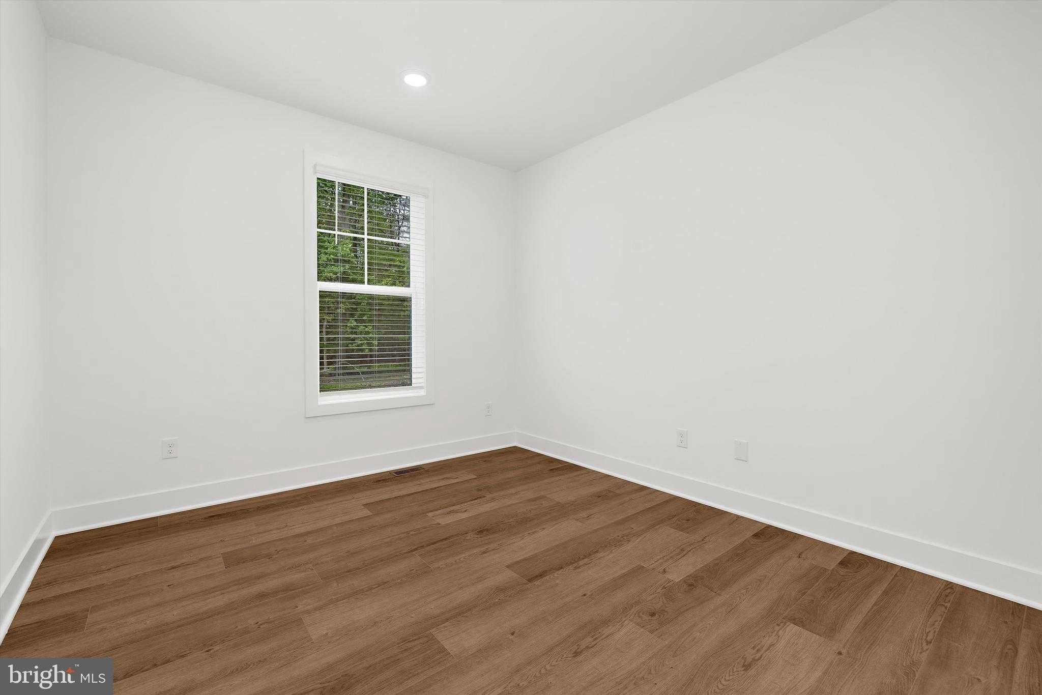 5084 Mountain Rd photo 25