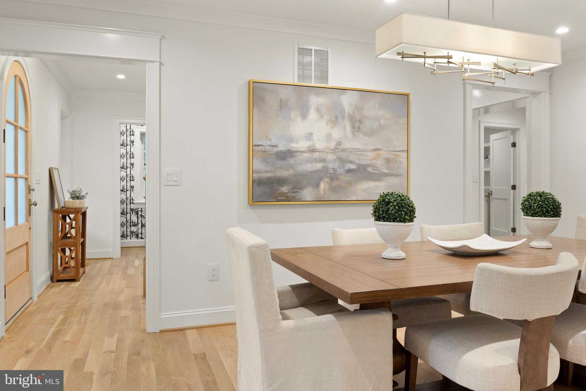 5522 Lincoln St photo 9