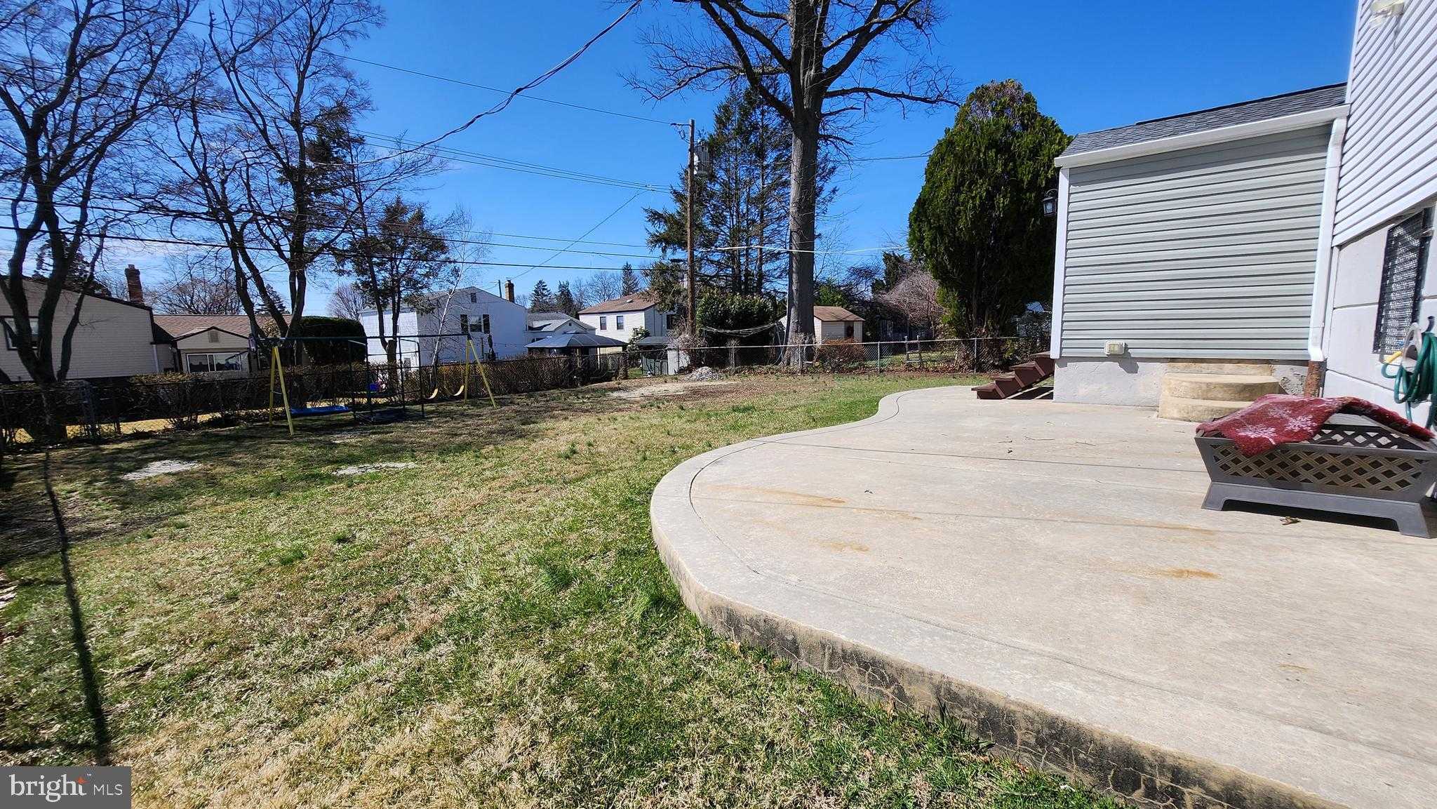 1112 Kent Ln photo 4