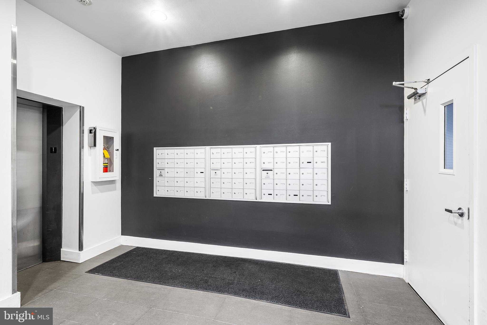 1238 Callowhill St Ste 202 photo 28