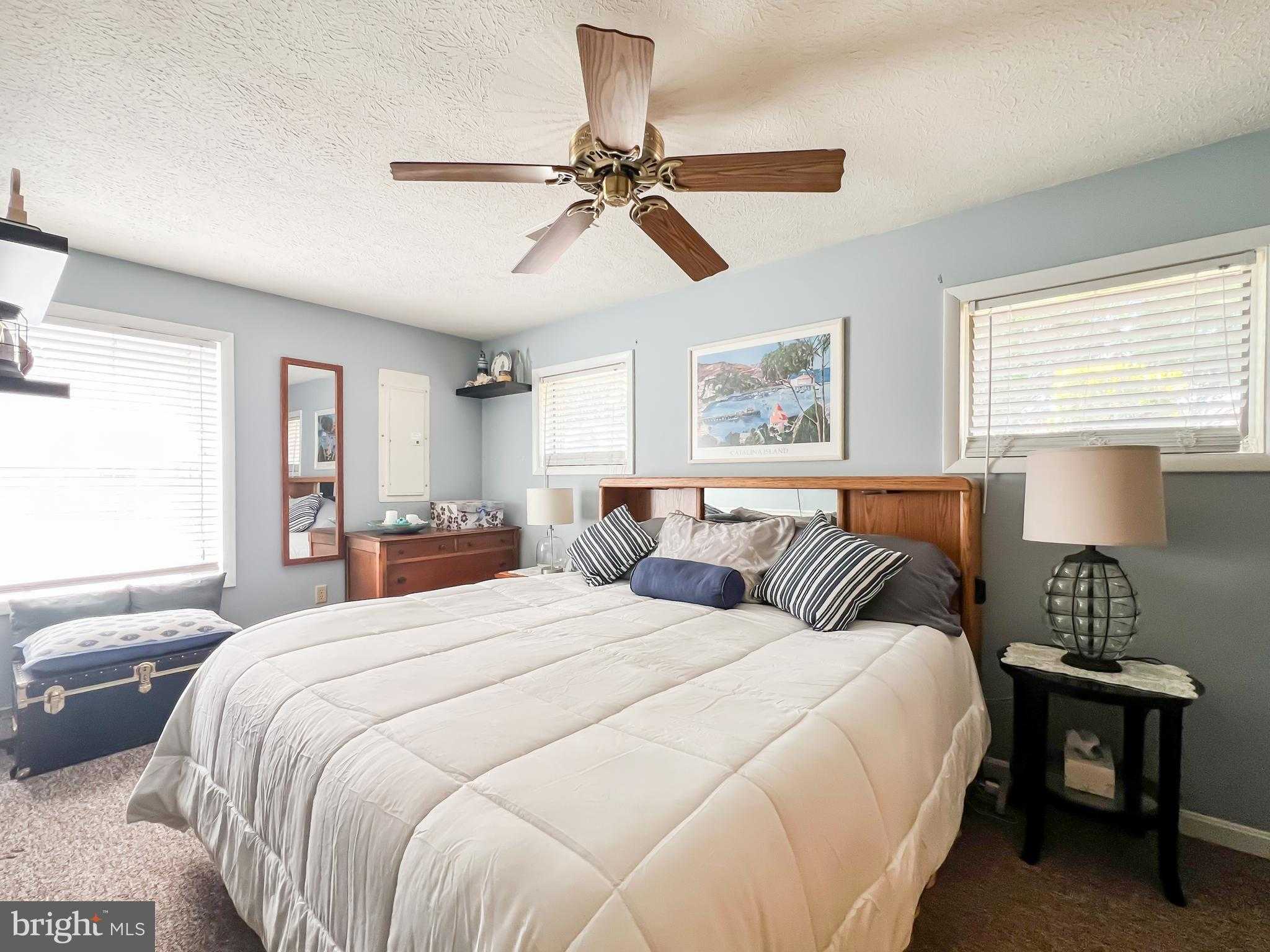 268 Kestrel Dr photo 16