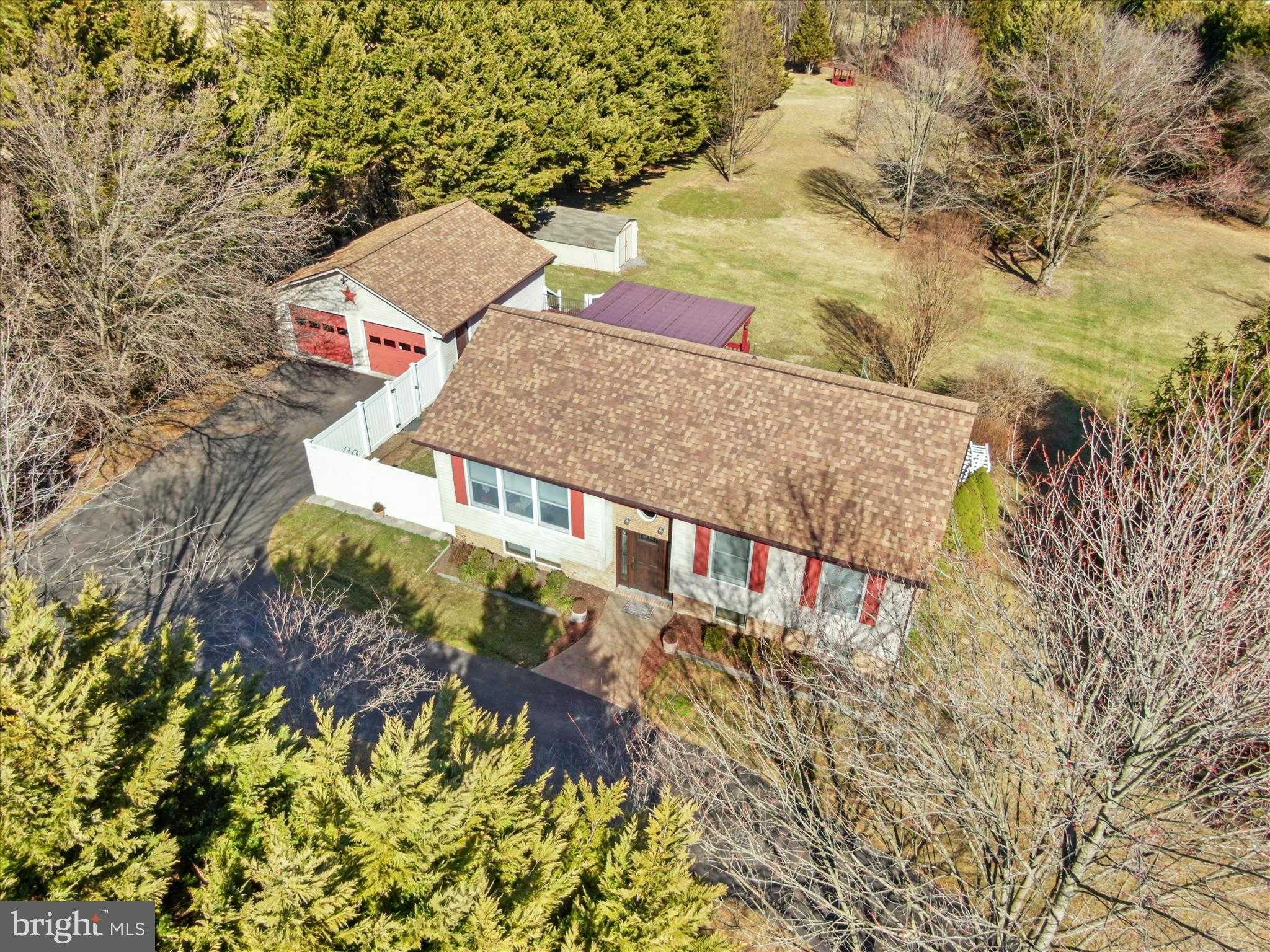 268 Kestrel Dr photo 37