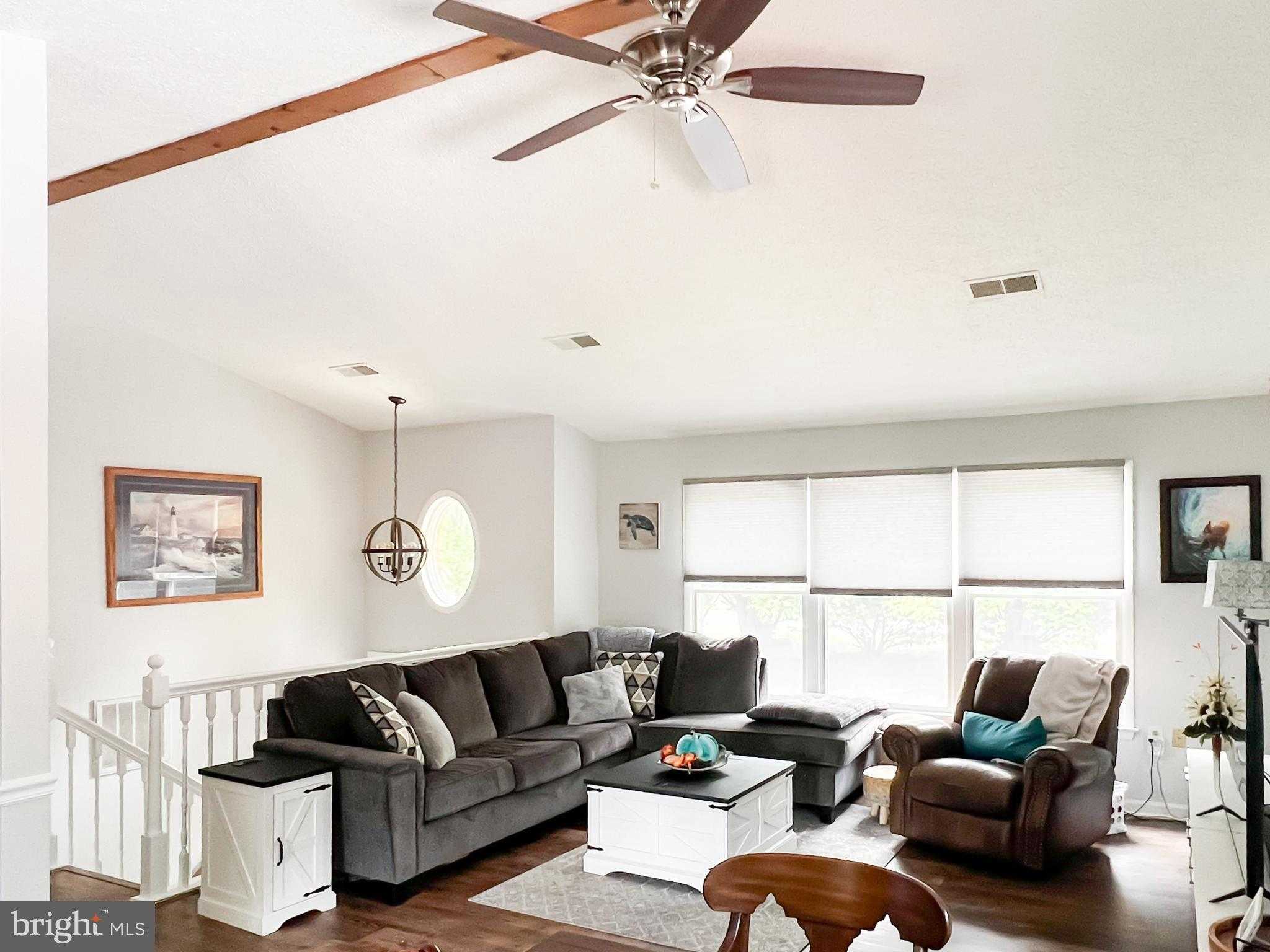 268 Kestrel Dr photo 4