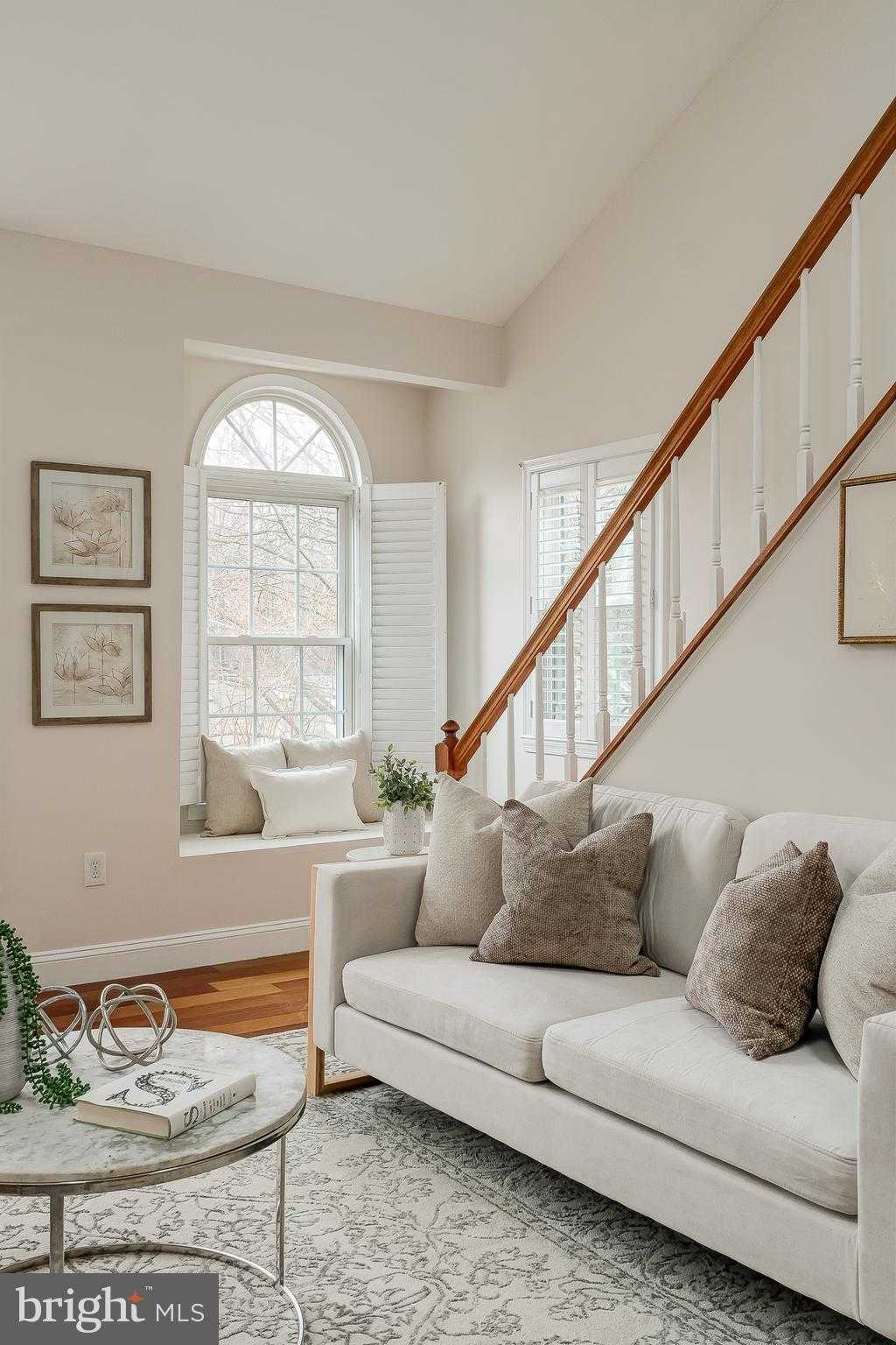 2224 Springwood Dr photo 9