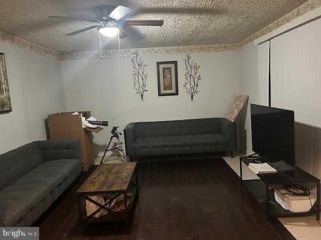 3012 Dupont Ave photo 5