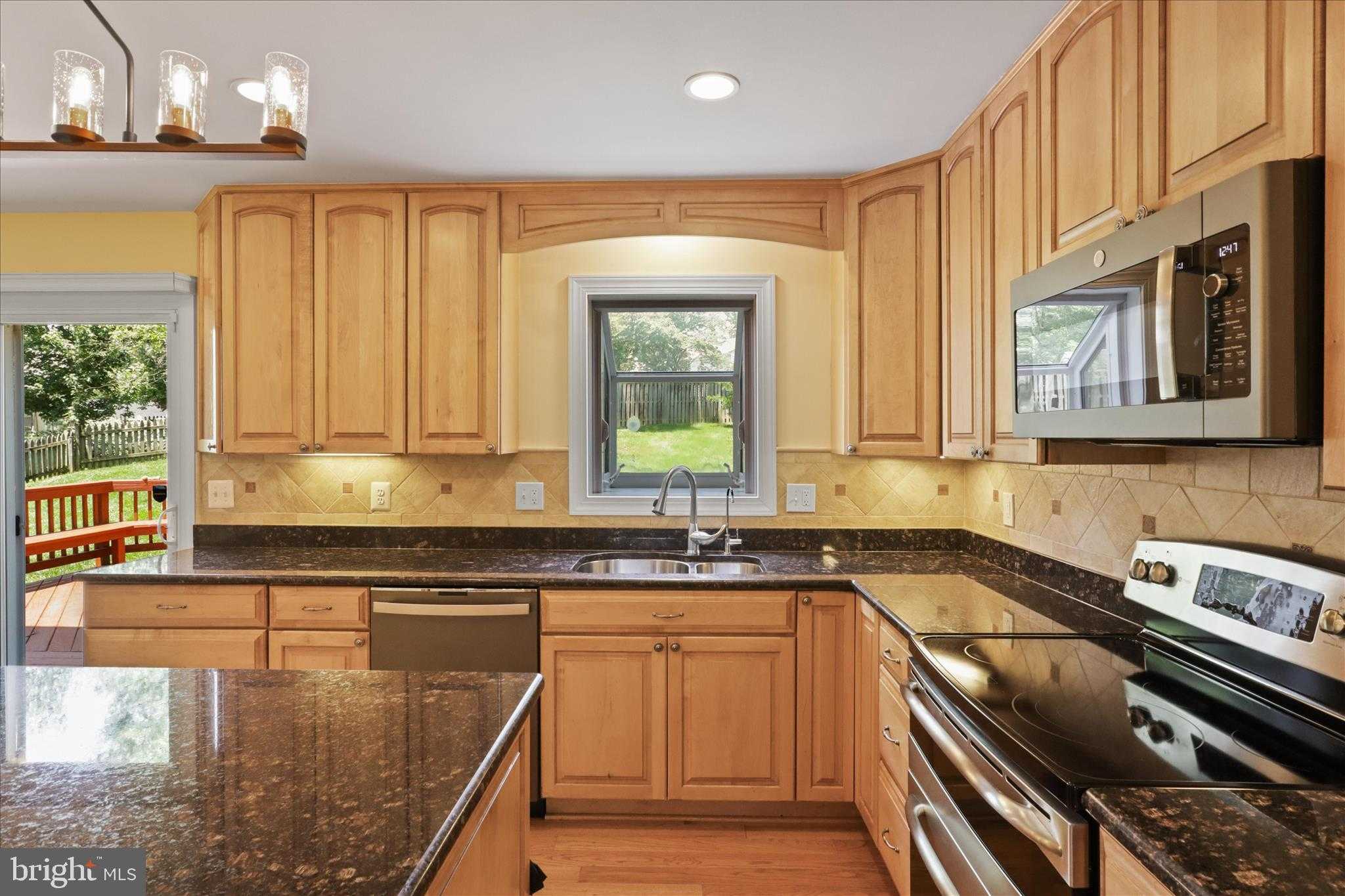 10118 Spinning Wheel CT photo 12