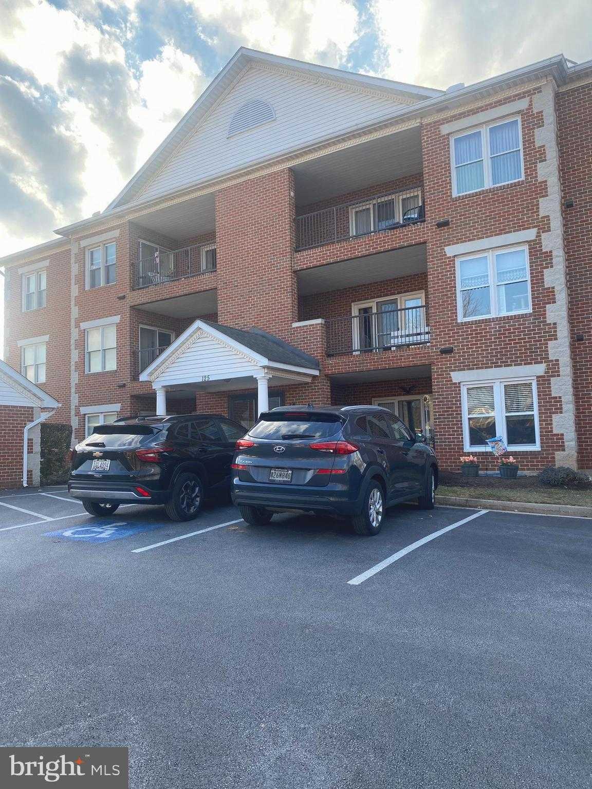 125 Cody Dr Unit 34 photo 3