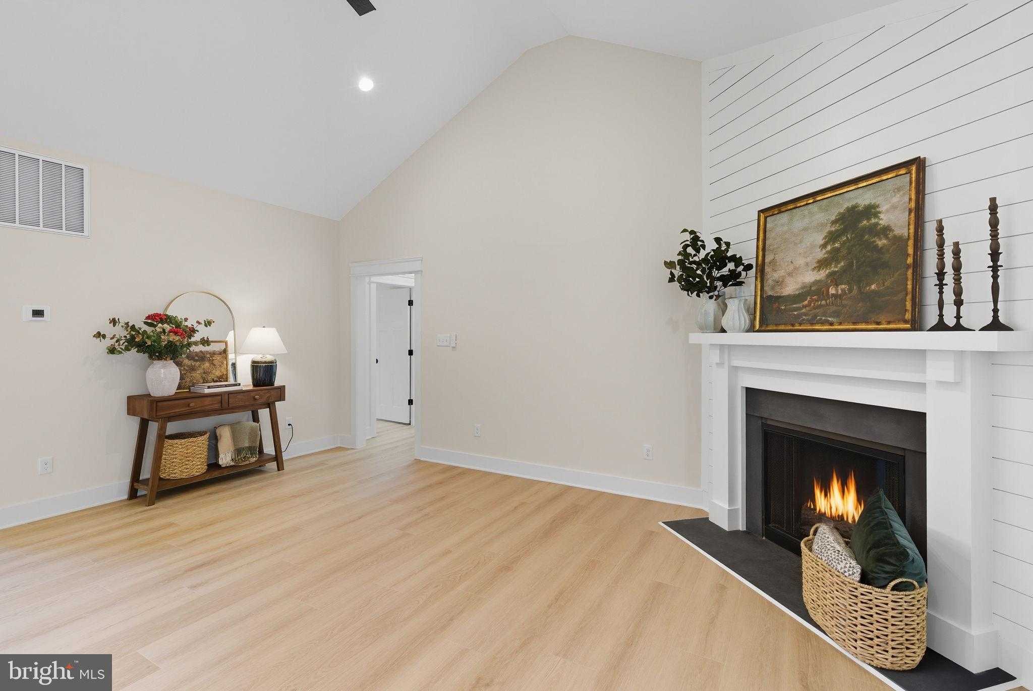 195 Promise Ln photo 4