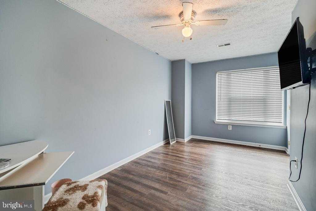 13512 Shrewsbury CT photo 14