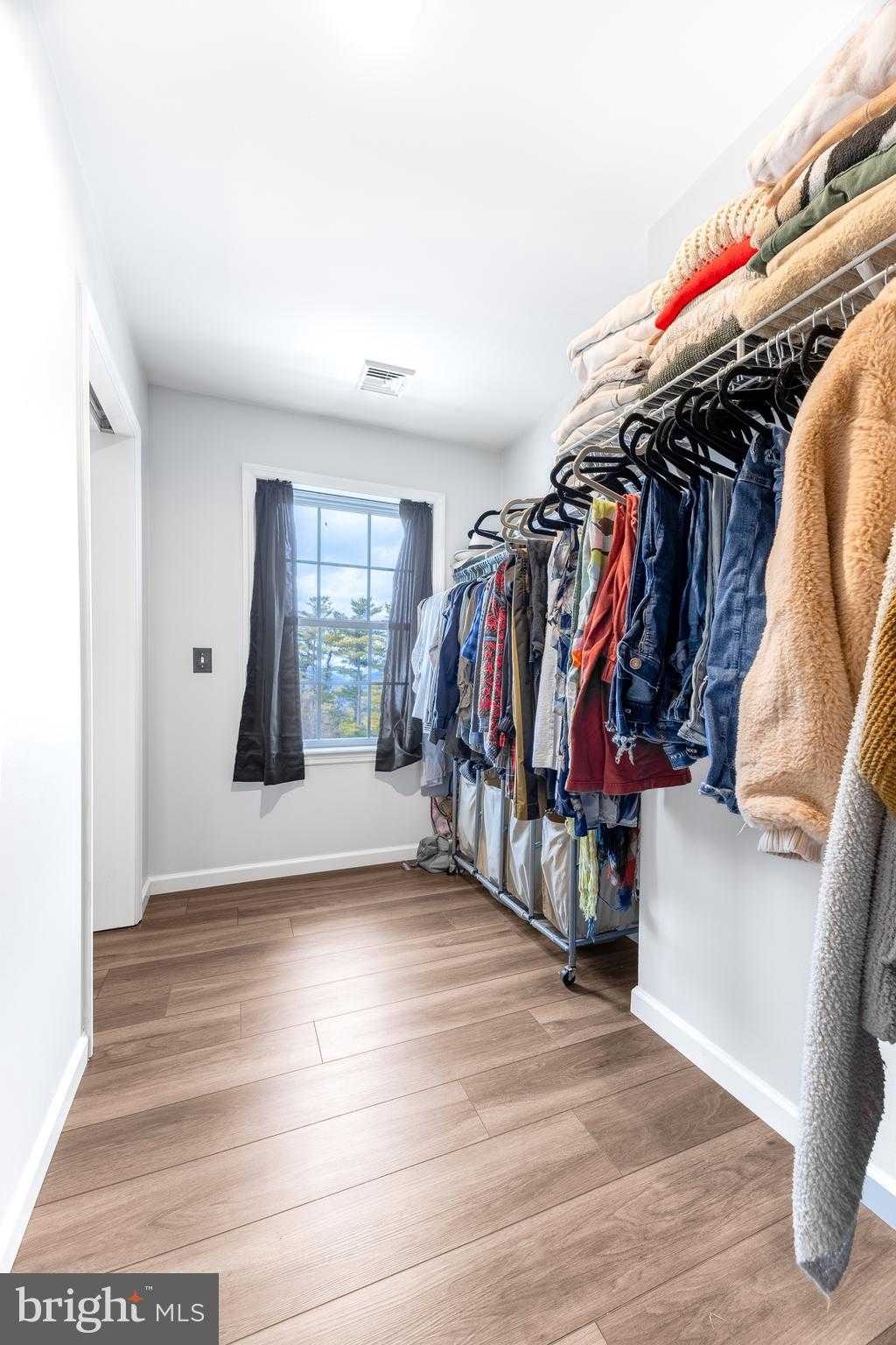 176 Jonathan Ln photo 22