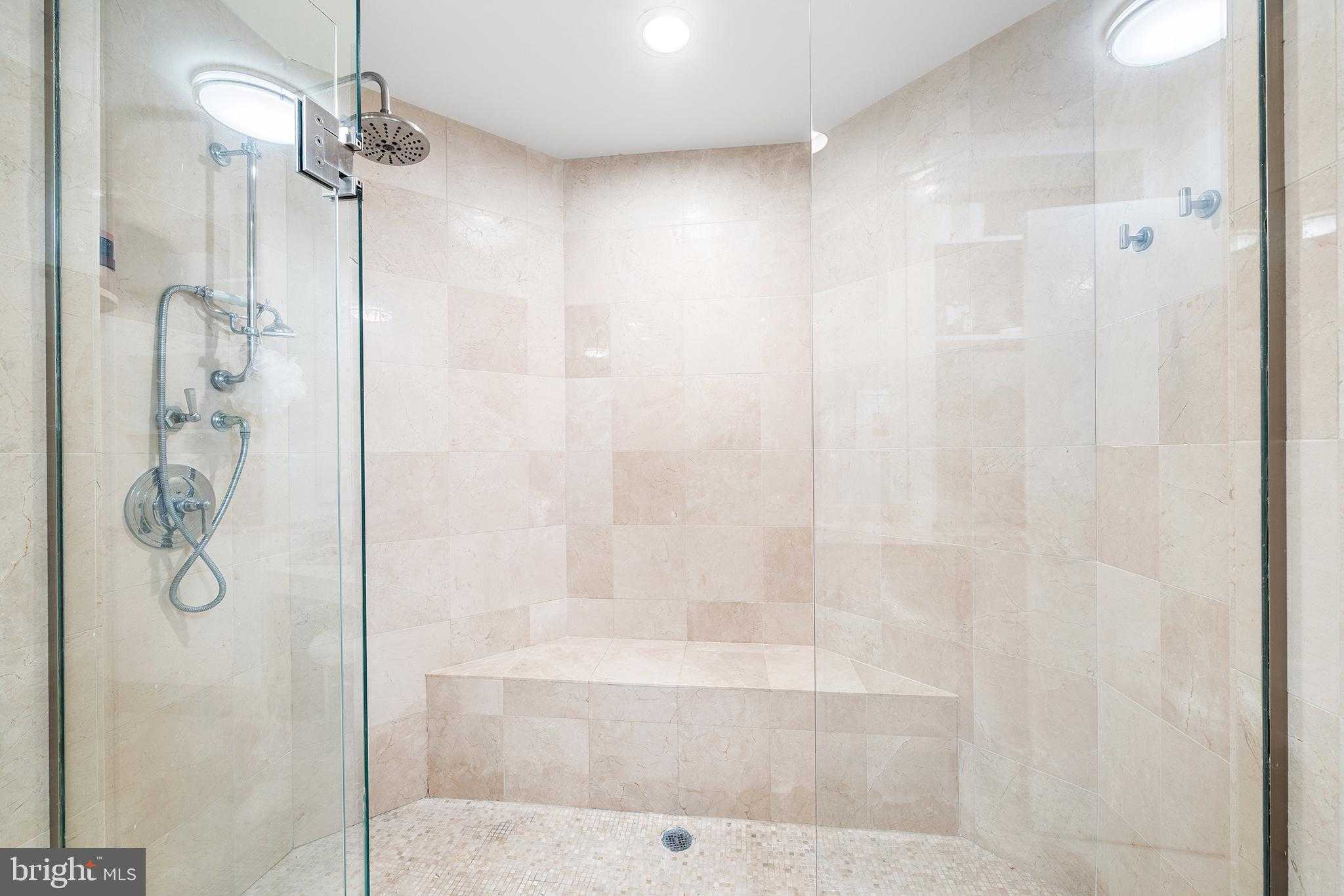 190 Presidential Blvd Unit 302 photo 26