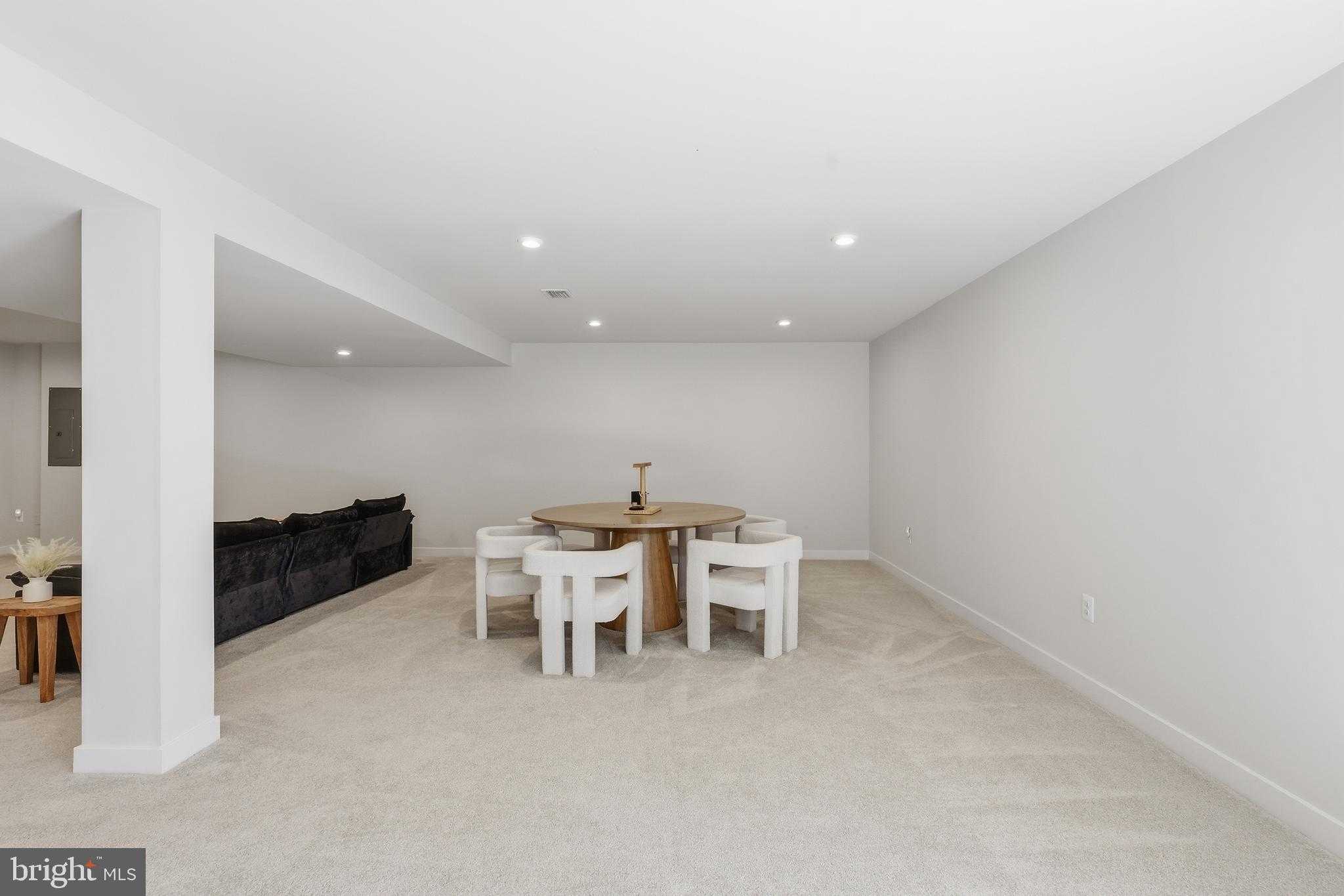 8705 Davis CT photo 36