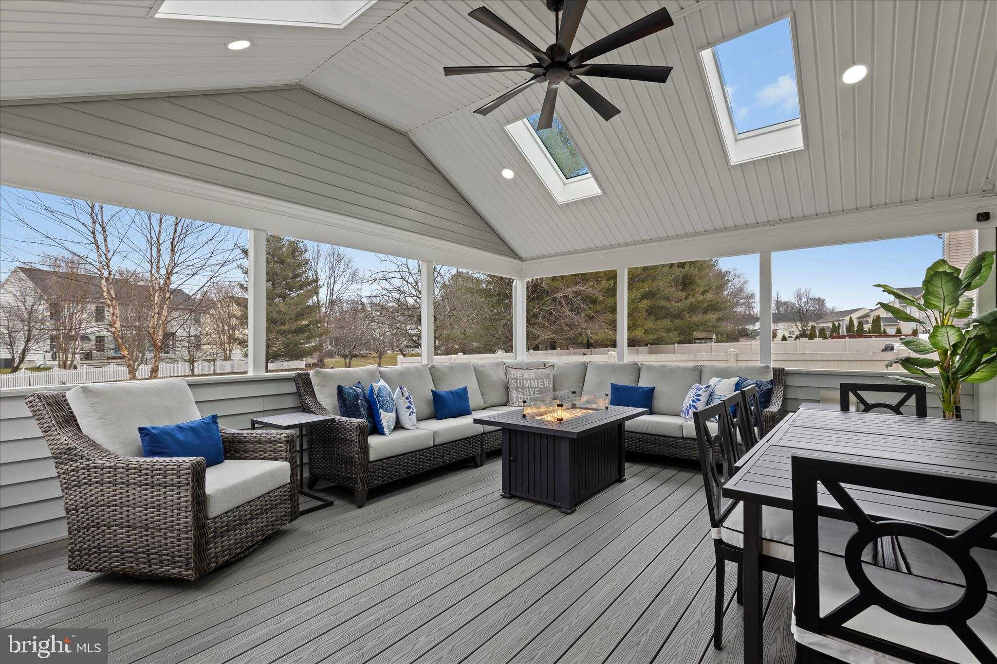 918 Forest Bay CT photo 26