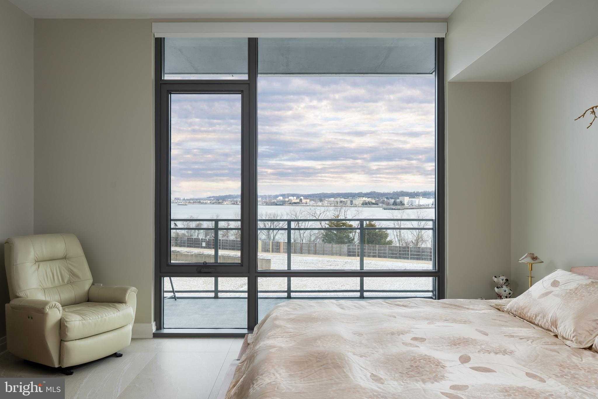 1201 N Royal St Unit 405 photo 22