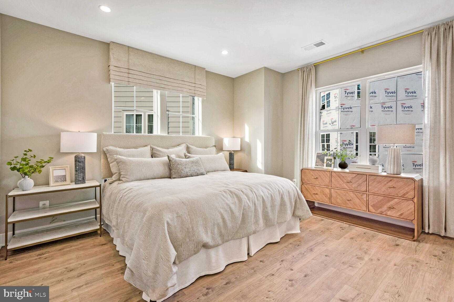 2521 Farmstead Dr photo 18