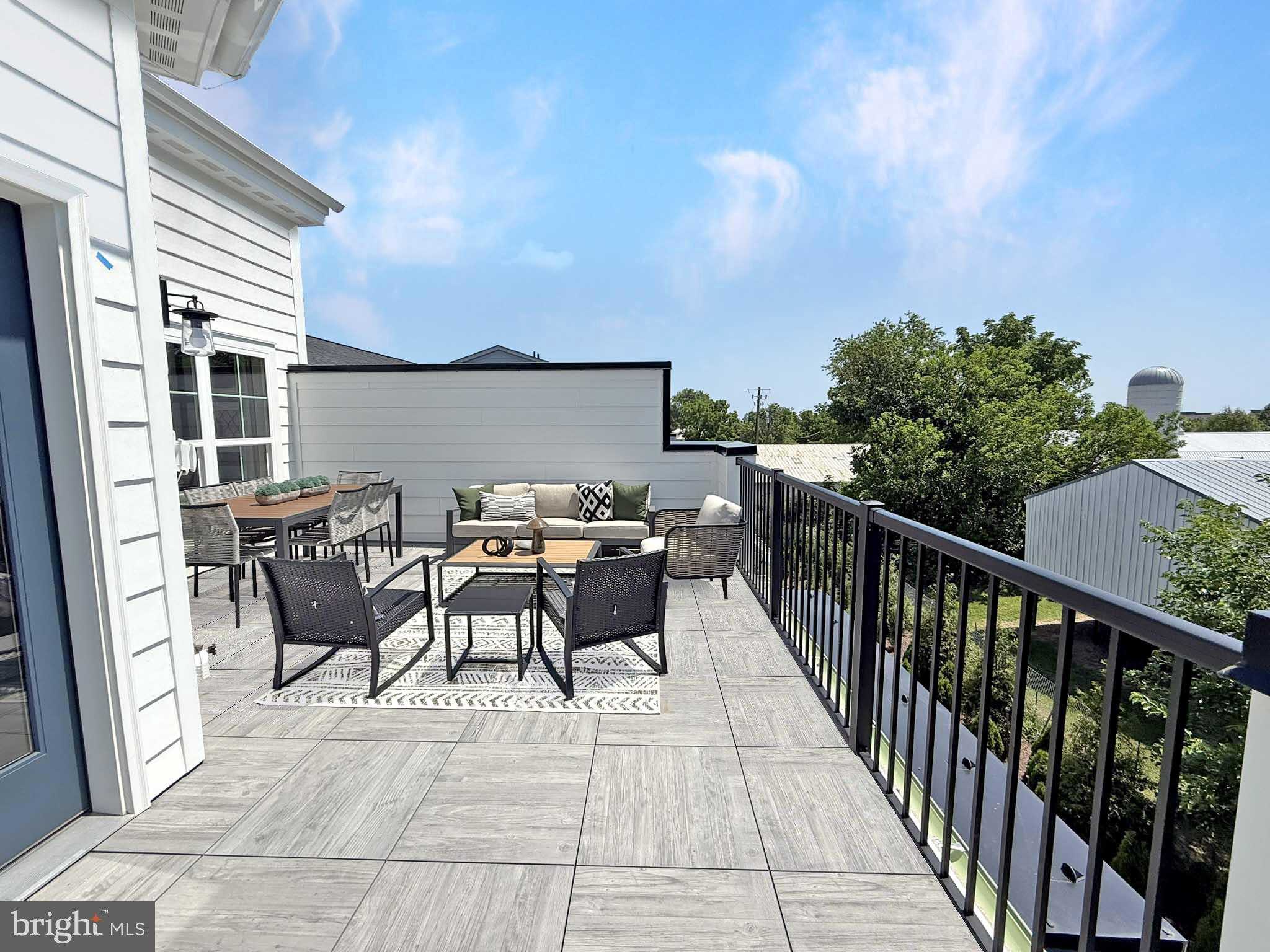 2521 Farmstead Dr photo 35