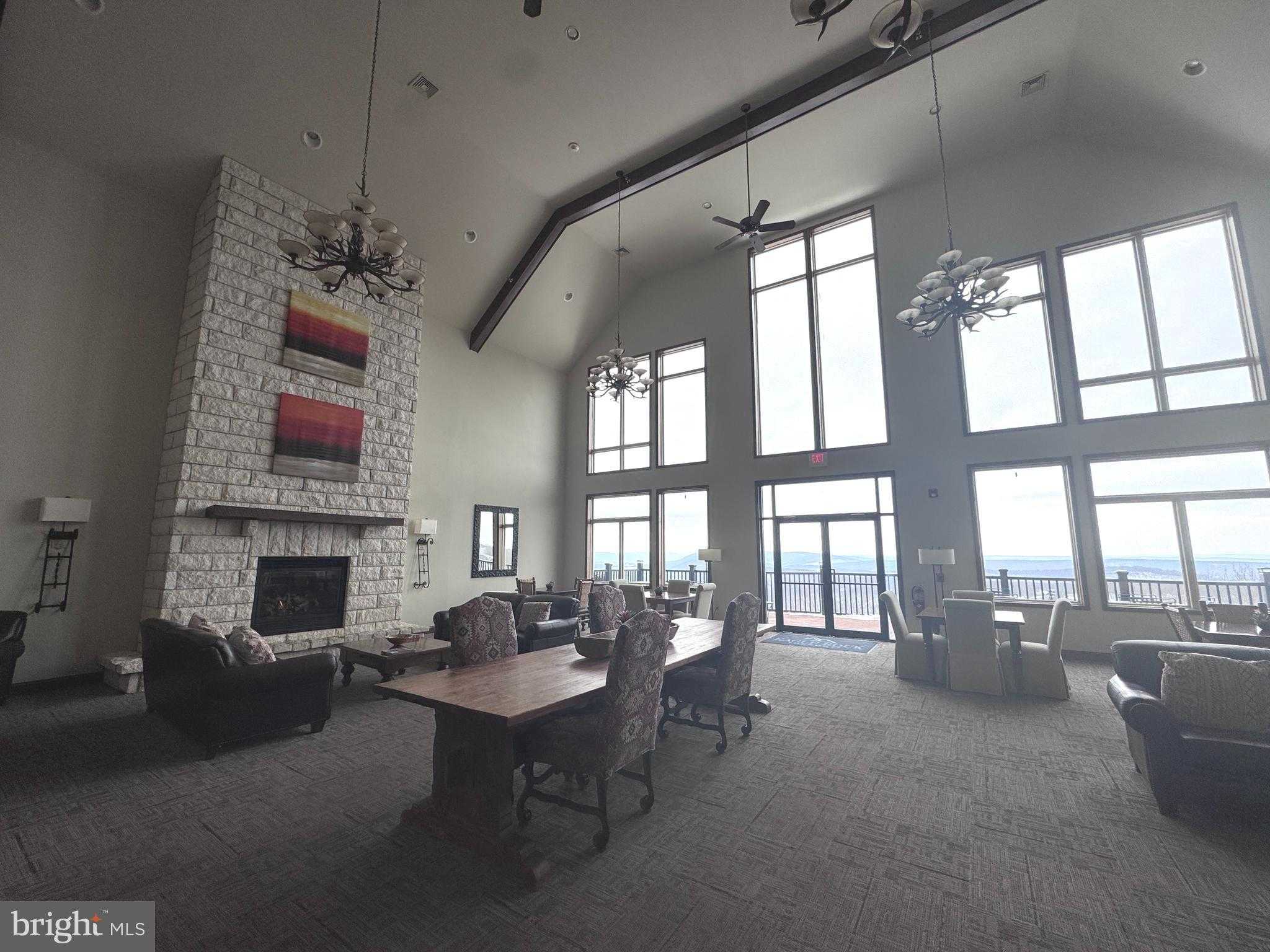 230 Elderberry Ln photo 16