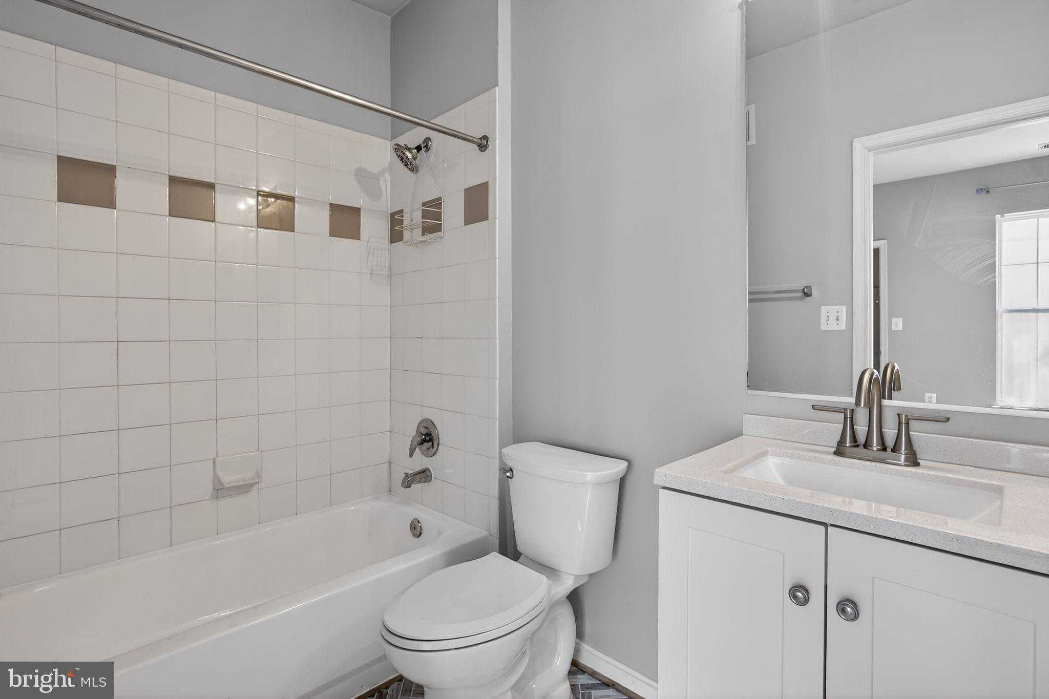 5142 Brittney Elyse Cir Apt J photo 9