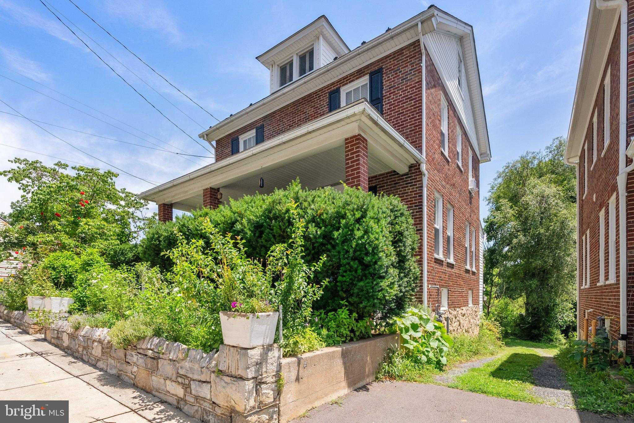 720 S Kent St photo 14