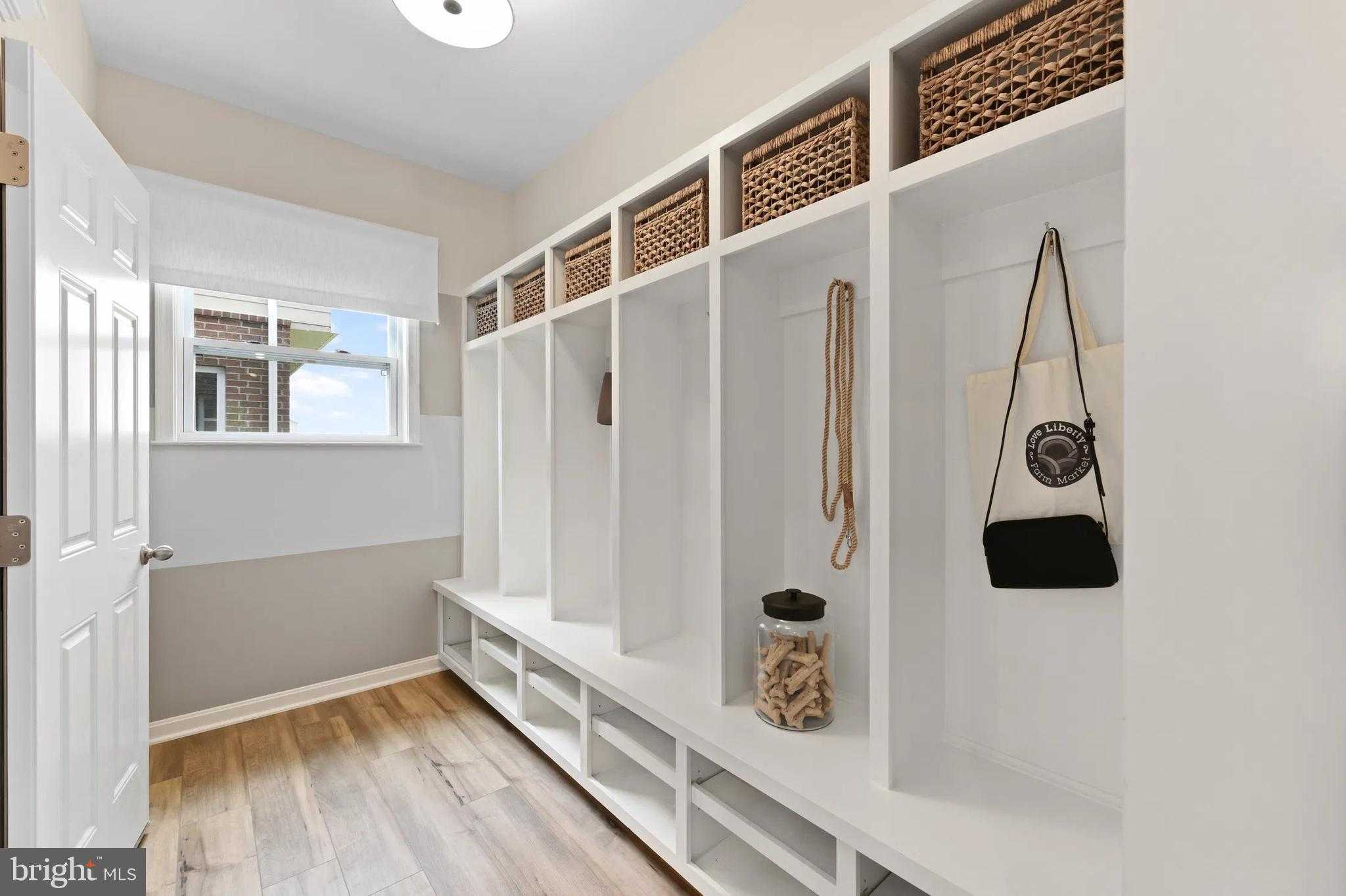 154 Williamson Rd photo 6