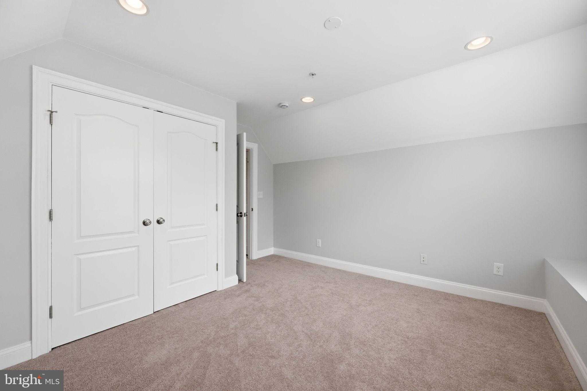 9705 Montauk Ave photo 44