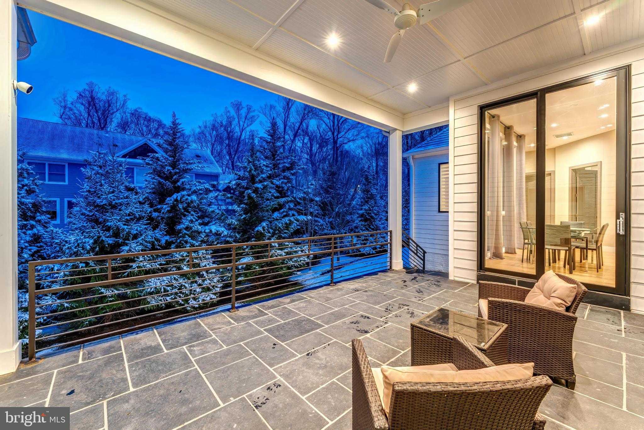 908 Walker Rd photo 49