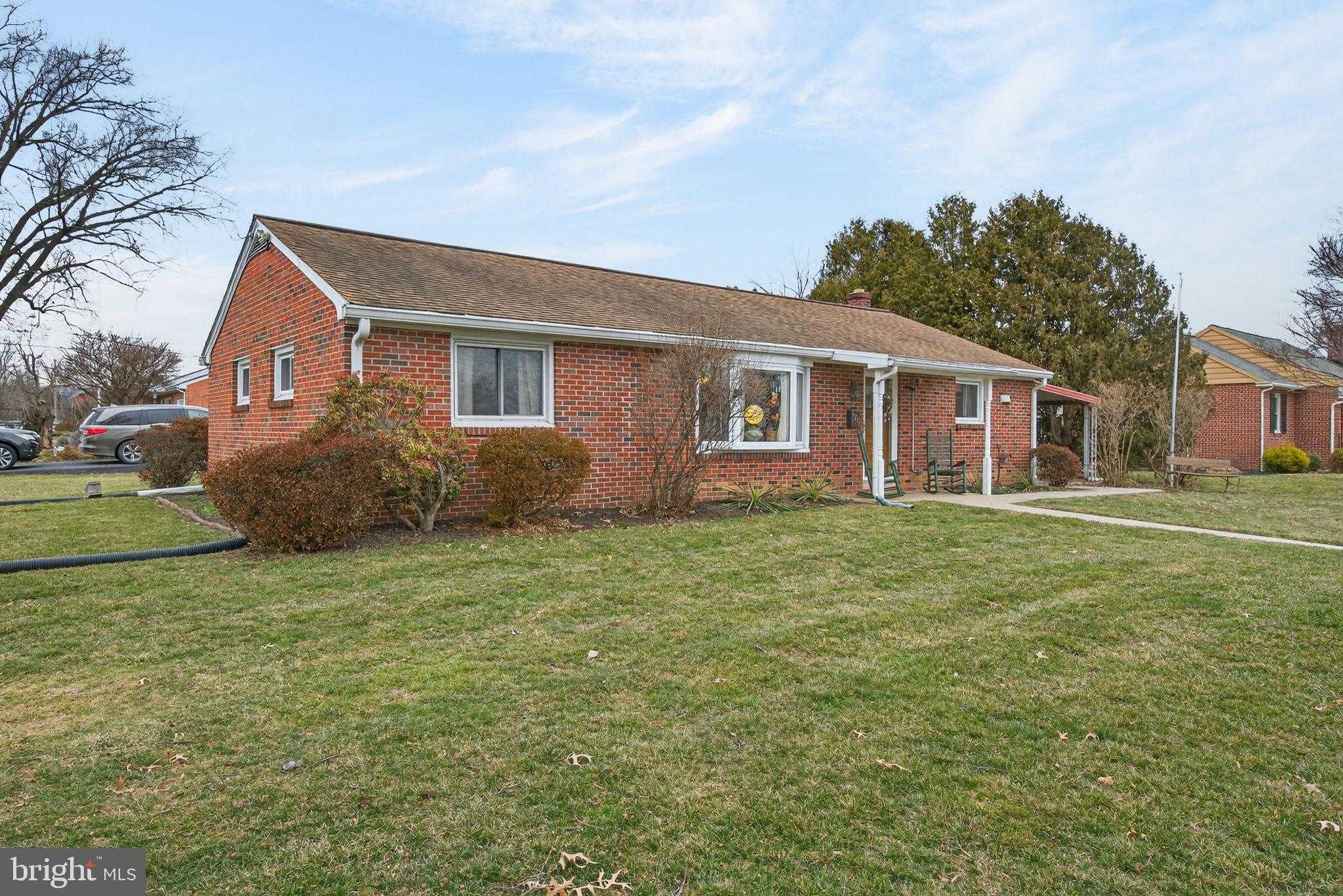 1211 Central Ave photo 2