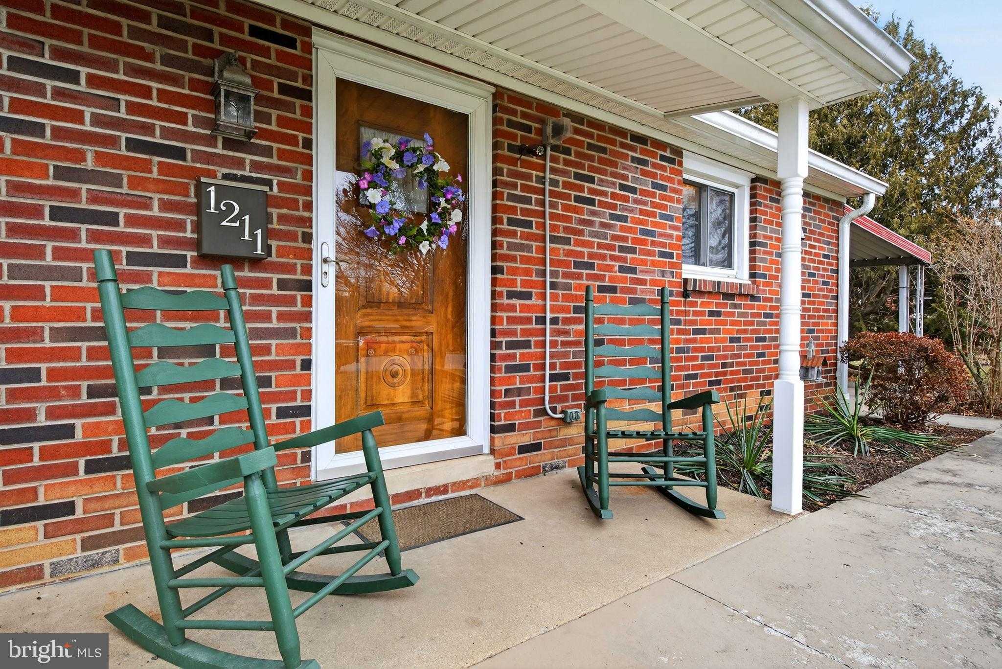 1211 Central Ave photo 4