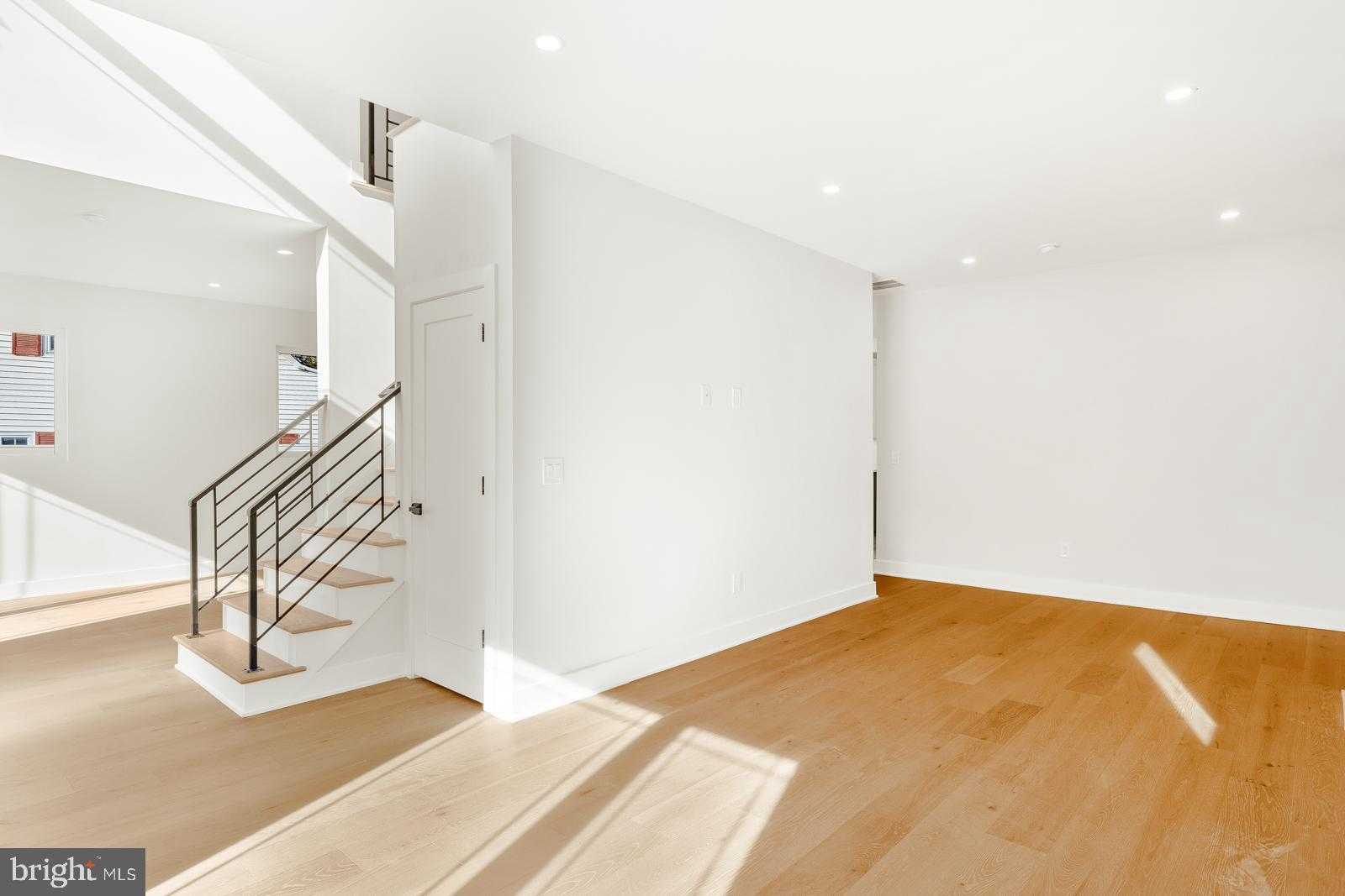 3215 Brookdale Rd photo 15