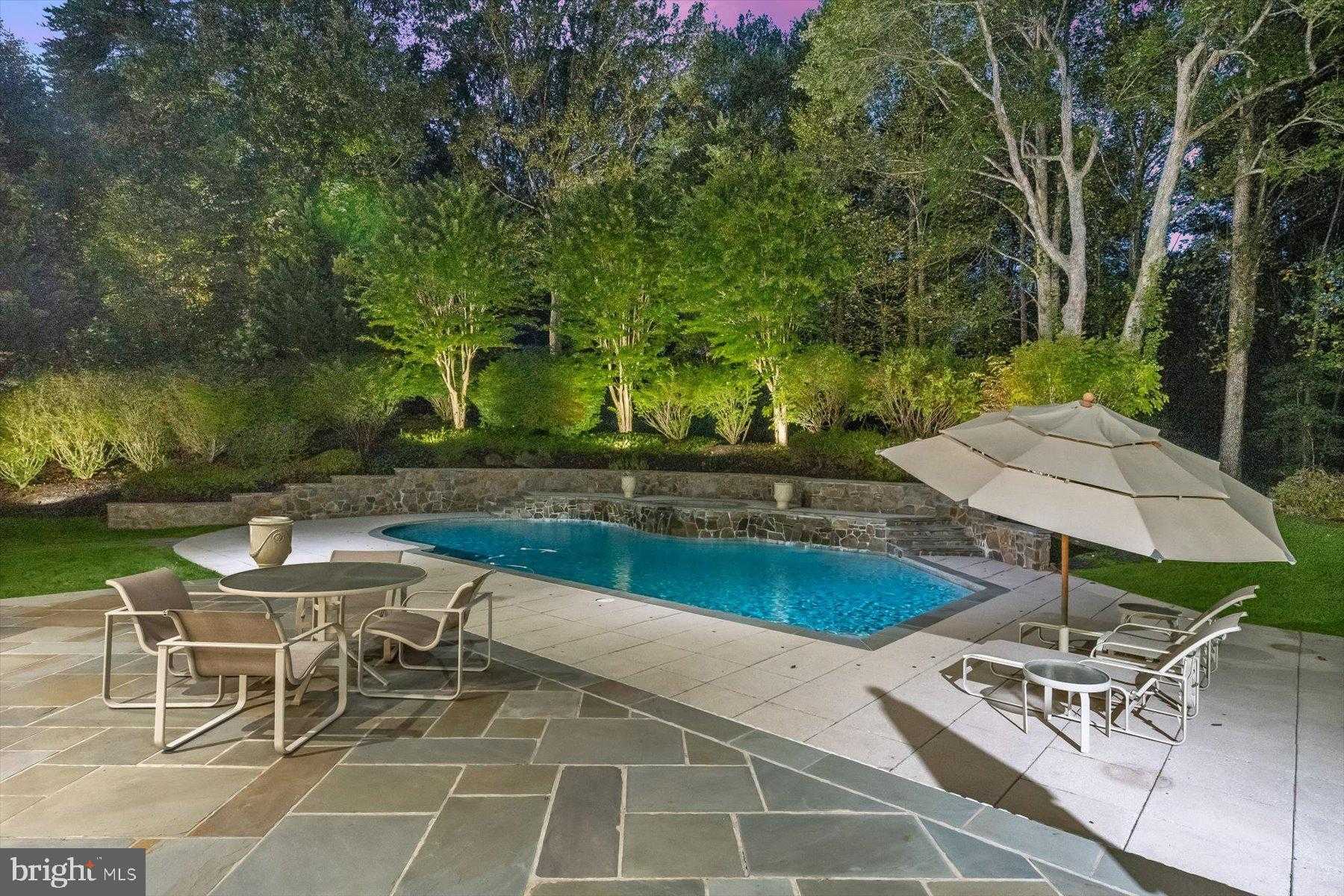 1404 Wynhurst Ln photo 32