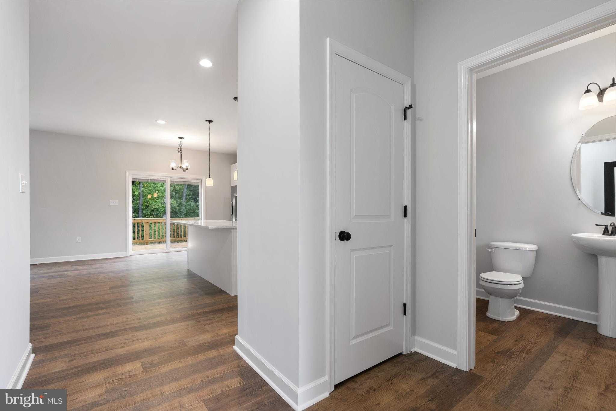 3J White Pine Ln photo 7