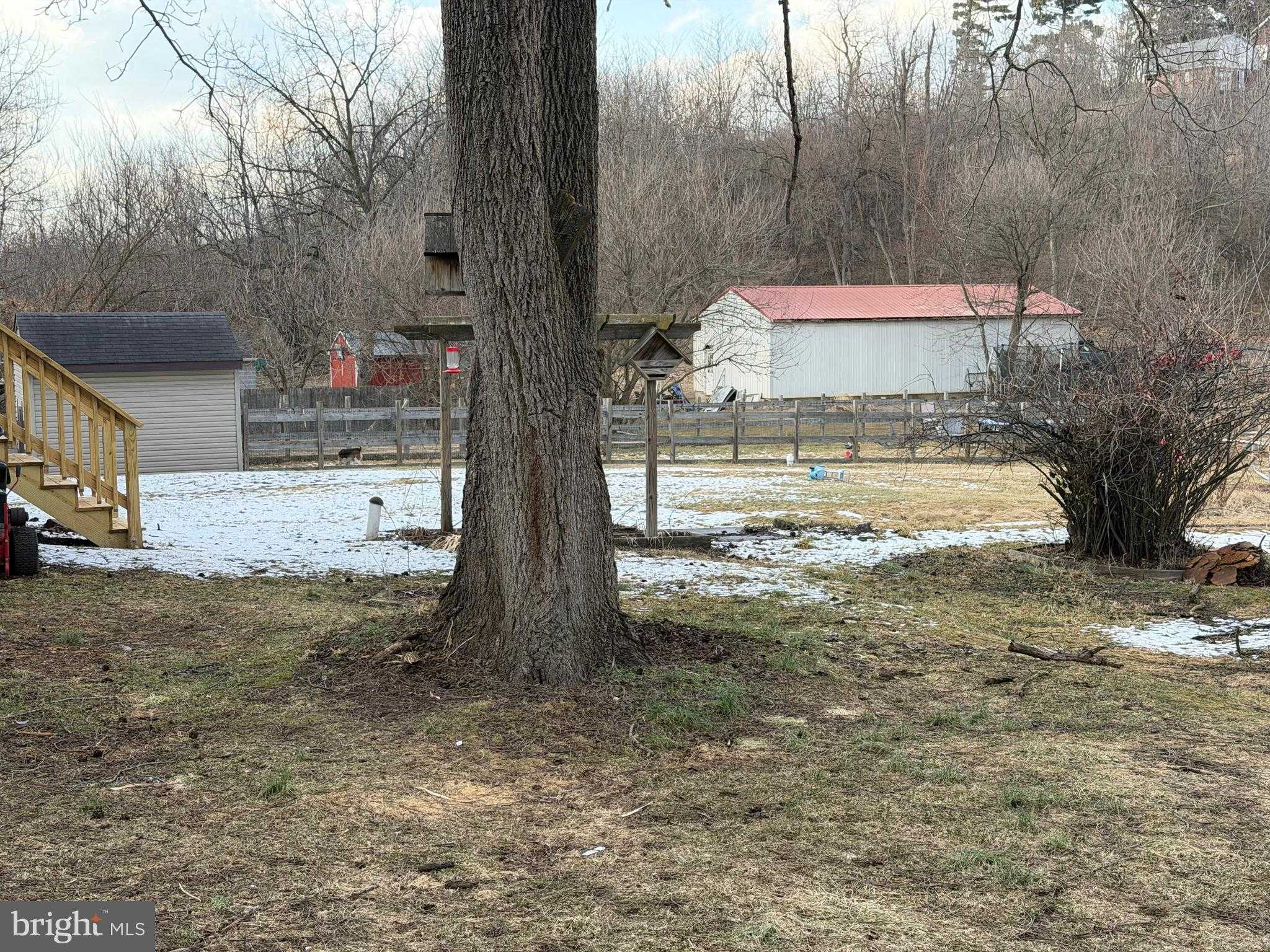 807 W Main St photo 22