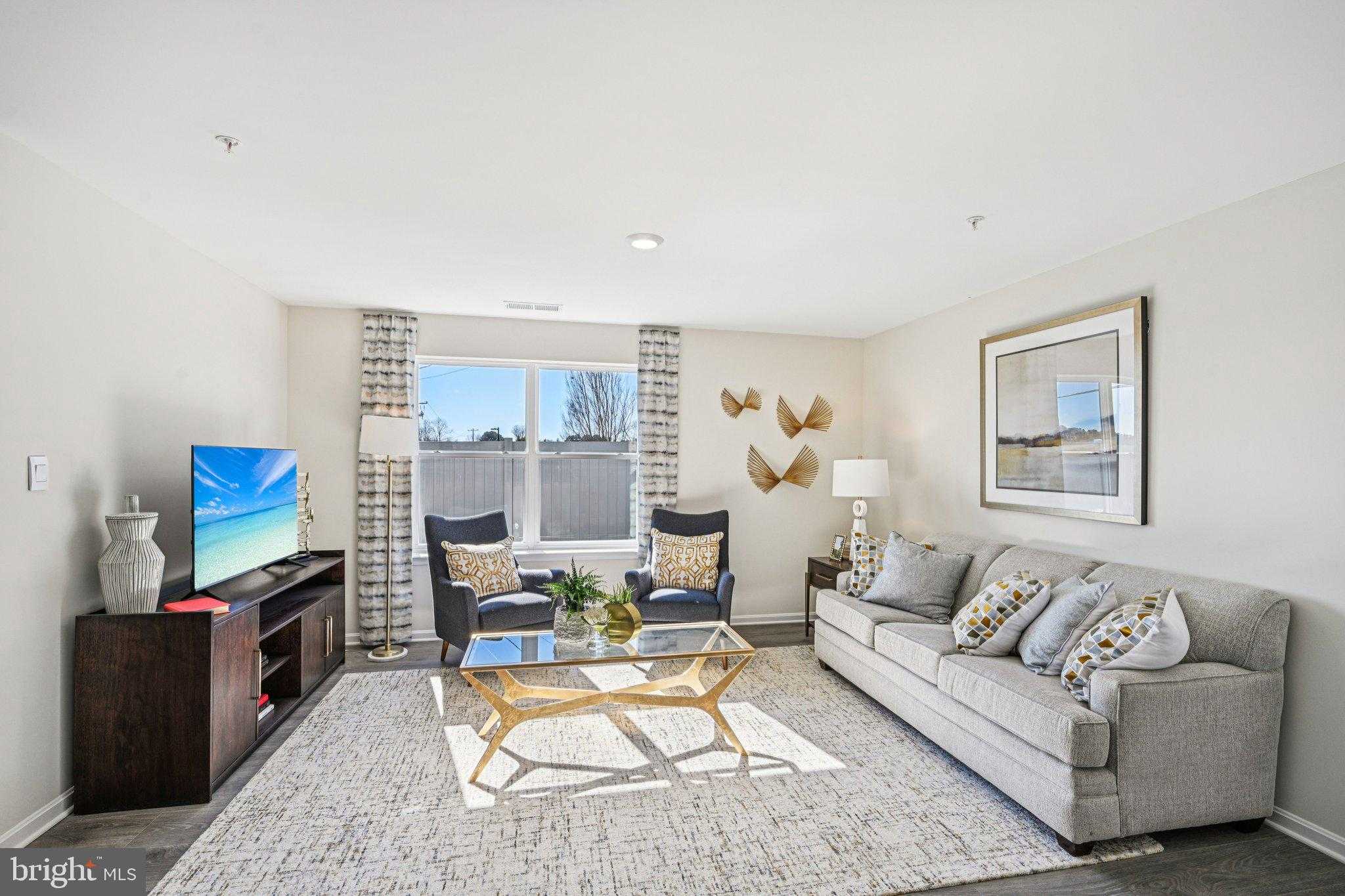 1105 Nelson Dr photo 3